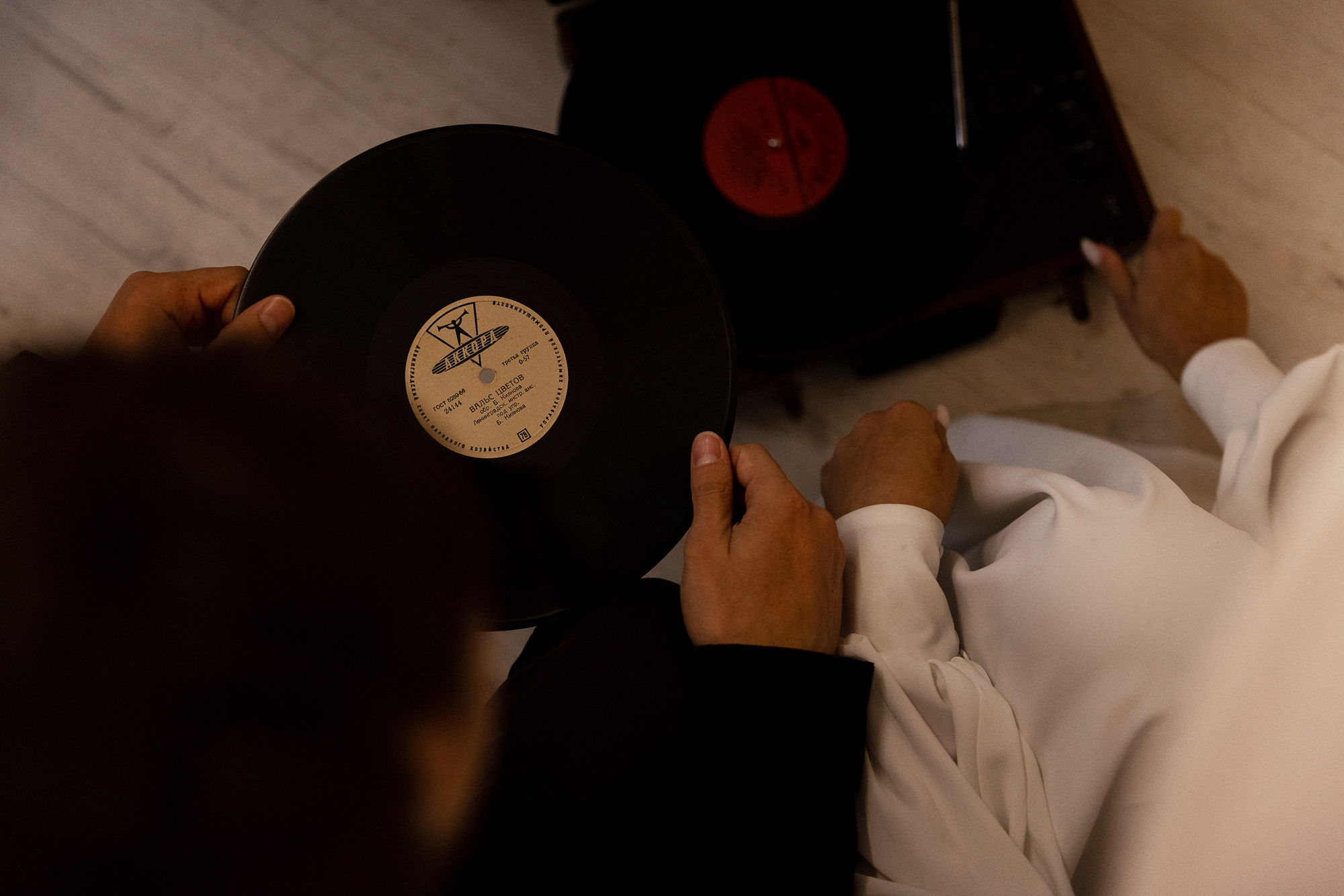 Фон ДОЖДЯ. Свадебный фотограф Ярославль, Рыбинск