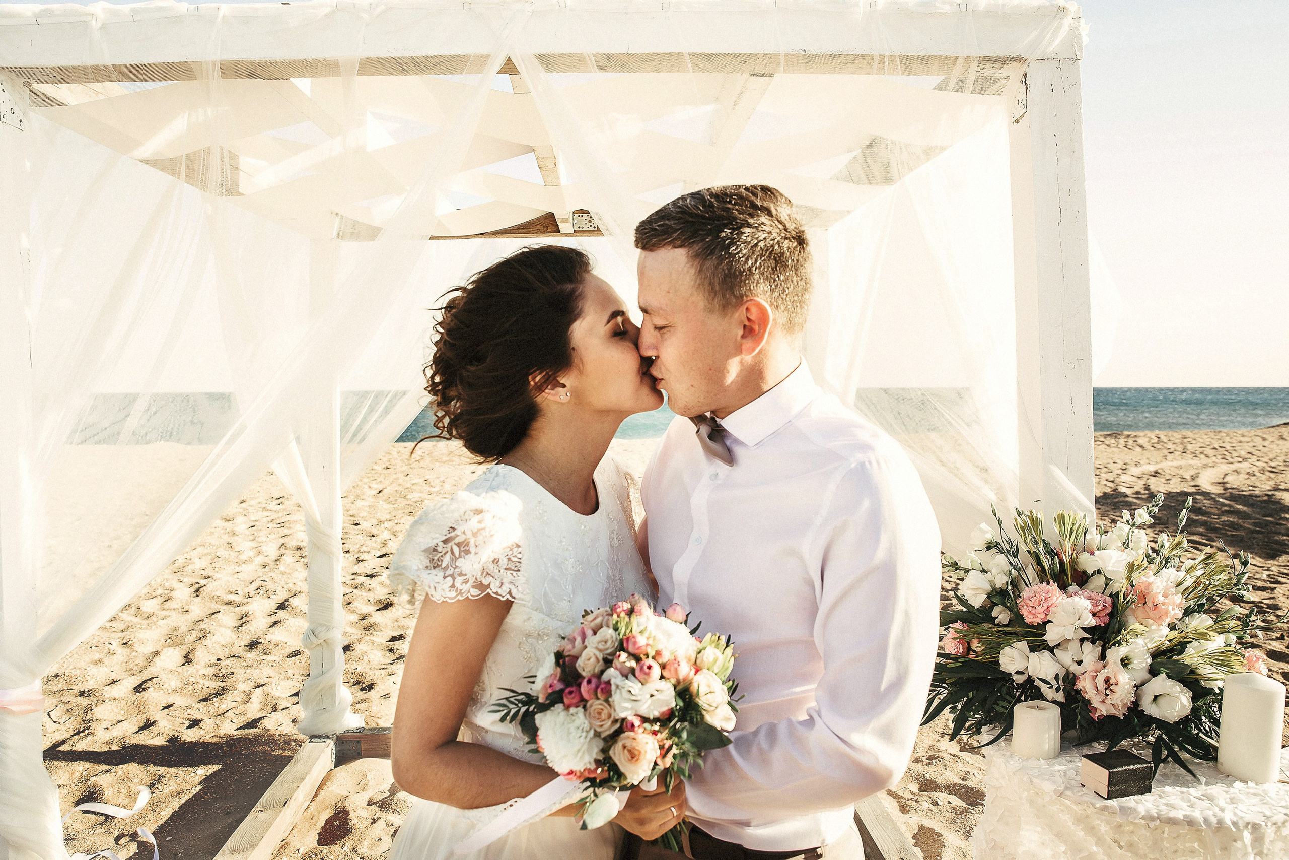 Свадебная фотосессия Анапа, свадьба на море. Свадебный и семейный фотограф Анапа