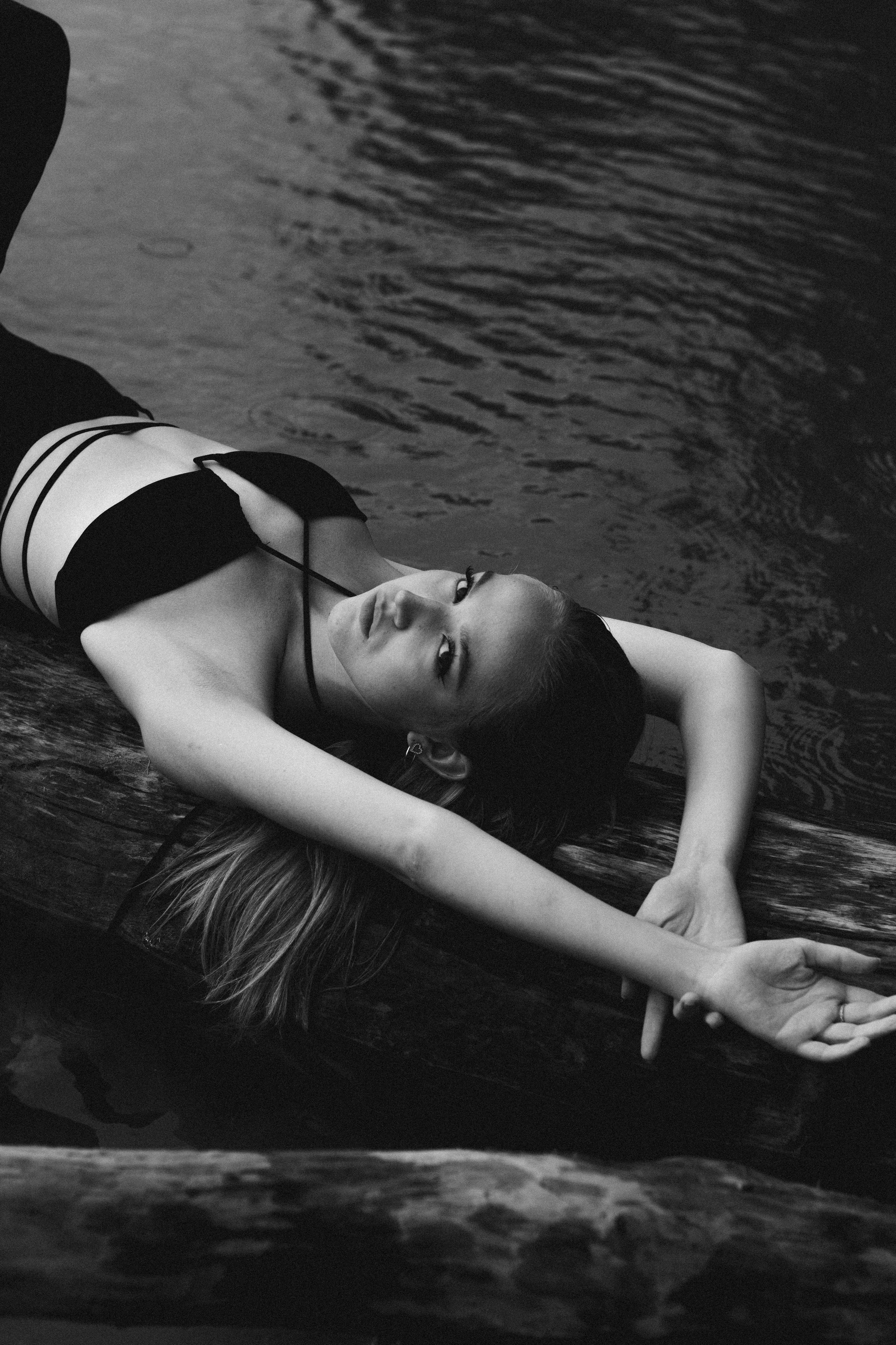 Пляж на камнях. Фотограф Новосибирск