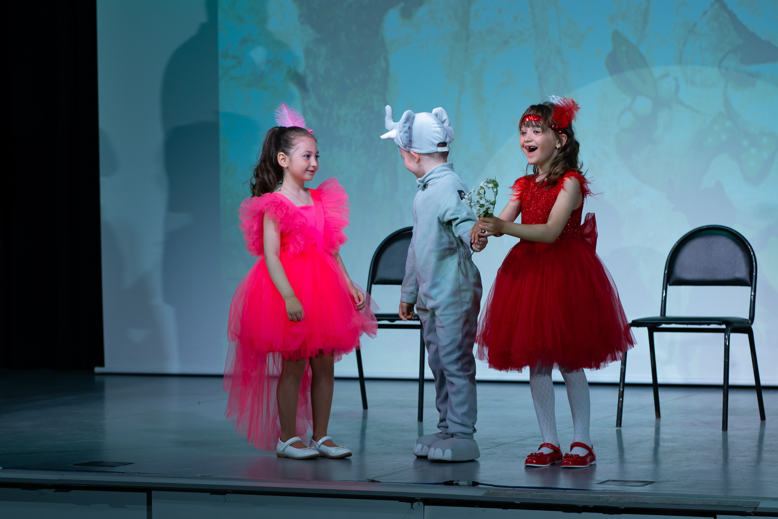 Отчетный концерт продюсерского центра «Новая Звезда». Фото / Видеосъемка в Москве