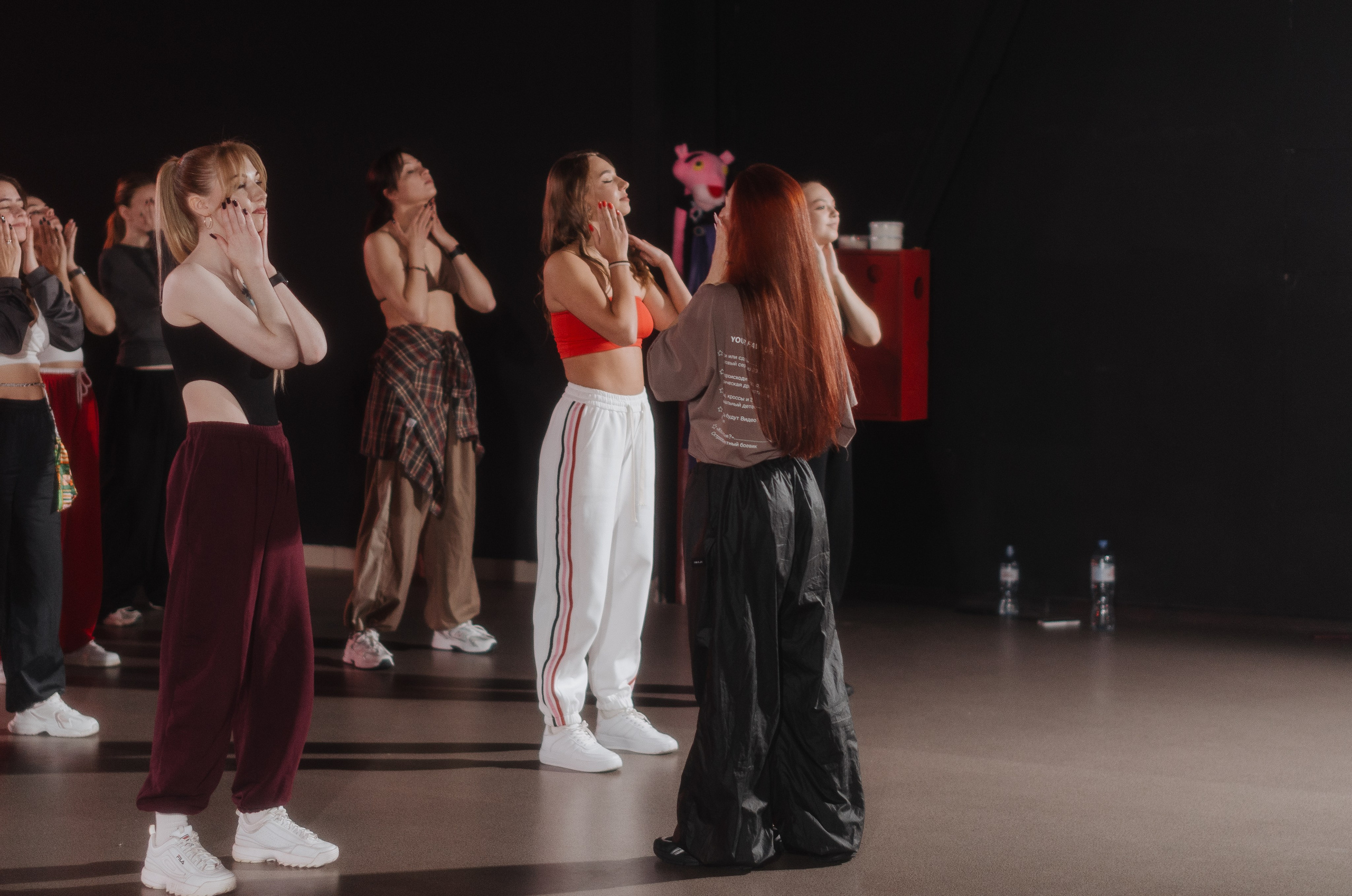 Мастер-классы по High Heels/Girly hip-hop от Оксаны ATTA. Денисова Аля — фотограф для парных съемок и индивидуальных историй в Барнауле