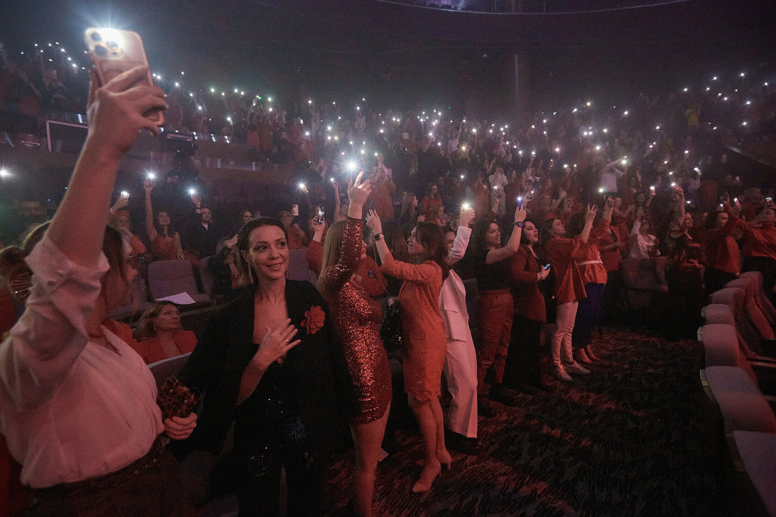 Будущий Я. Проект Марии Галантер. Фотографирую масштабные события, людей и их истории по всему миру. Константин Трубников