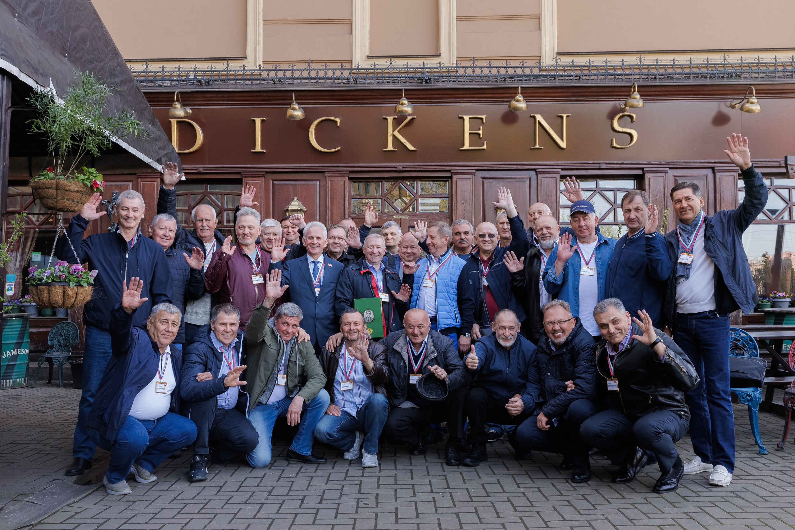 40 лет выпуска ХВВУТ МВД СССР. Маша Гонтарь Семейный домашний репортажный фотограф в Санкт-Петербурге