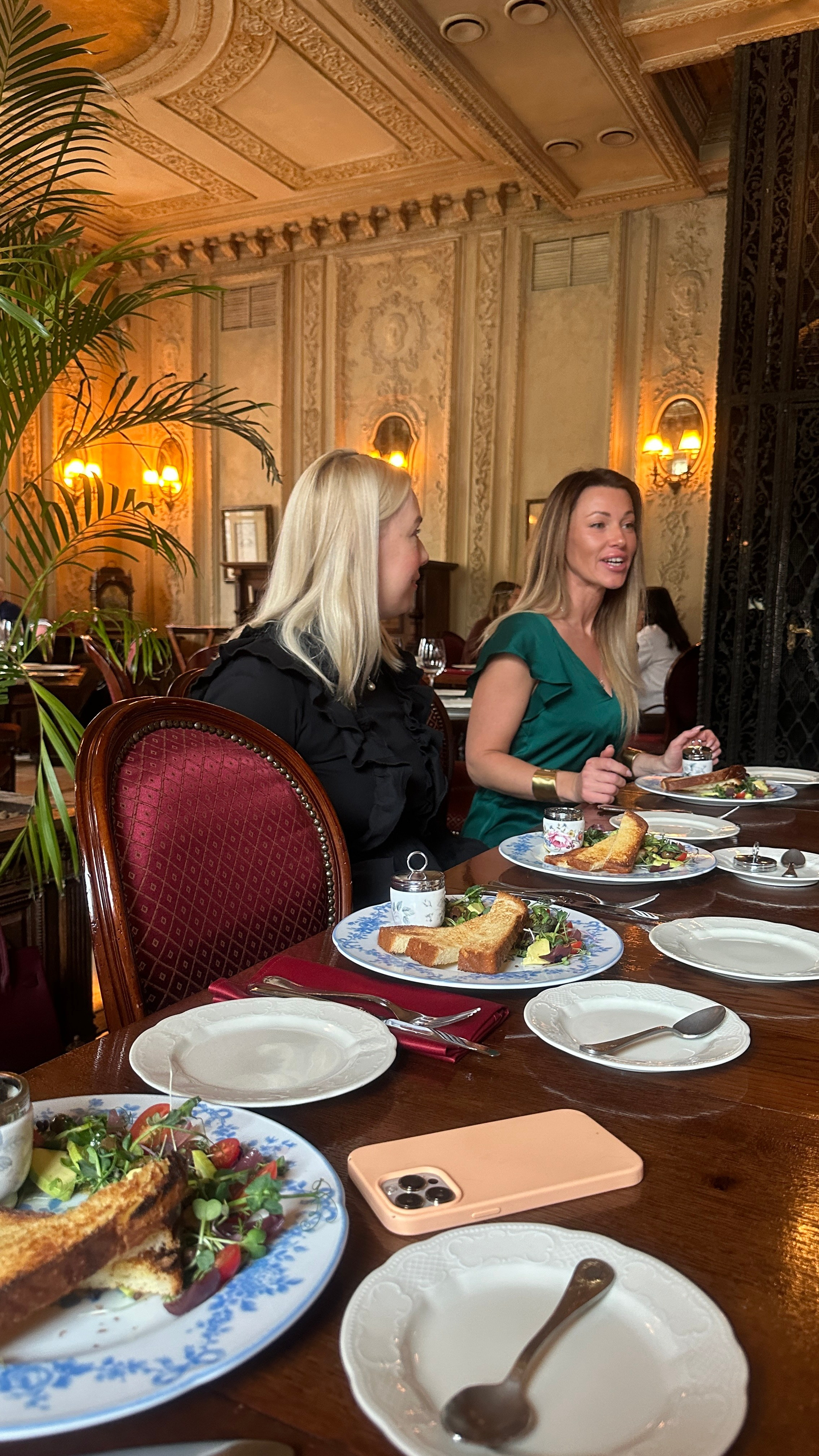 Бизнес-завтрак блогера с лекцией по этикету, ресторан «Пушкин». Jane Kudryavtseva | MODEL PHOTO & PORTRAIT