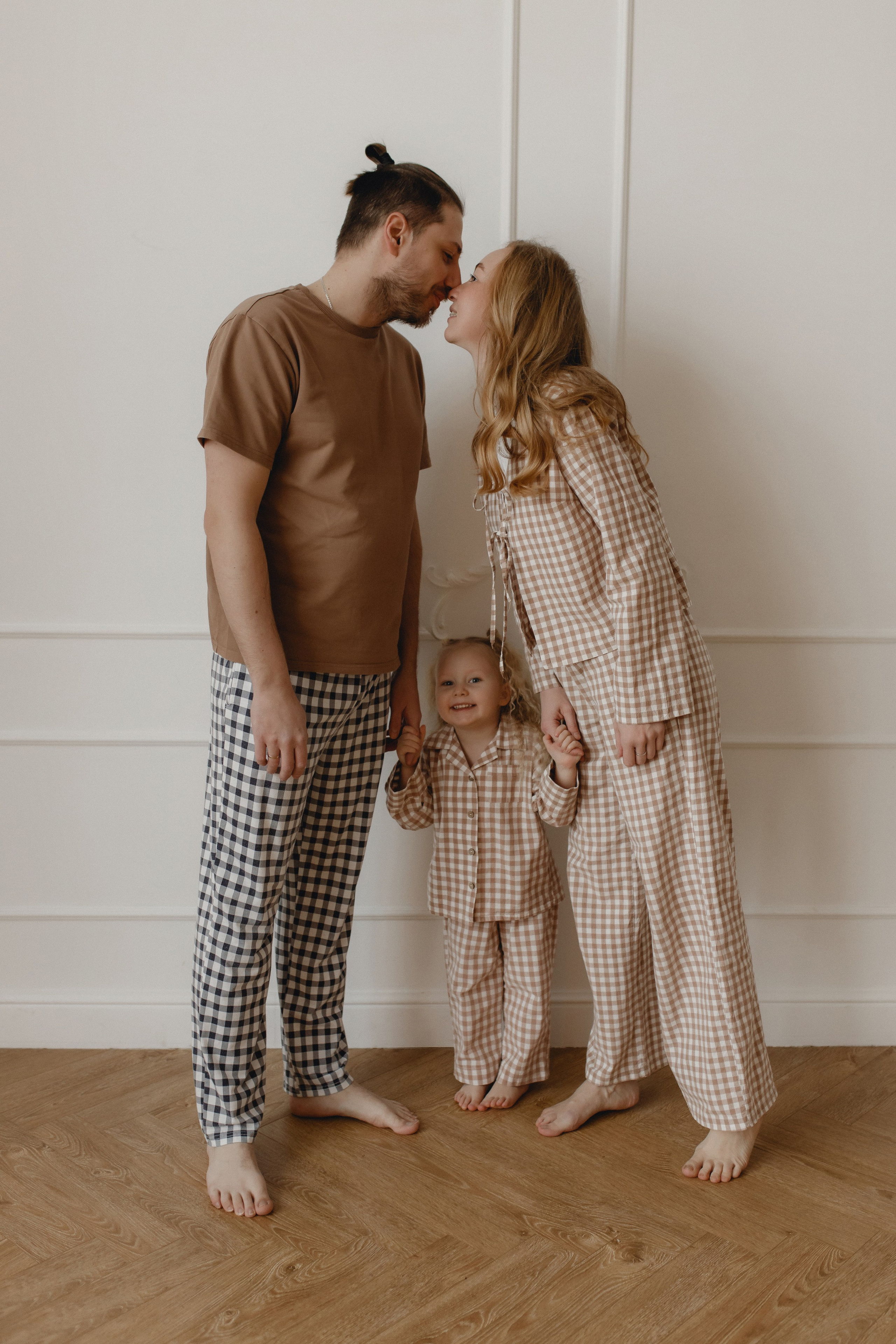 Дима, Вита и малышка Эмма. Главная