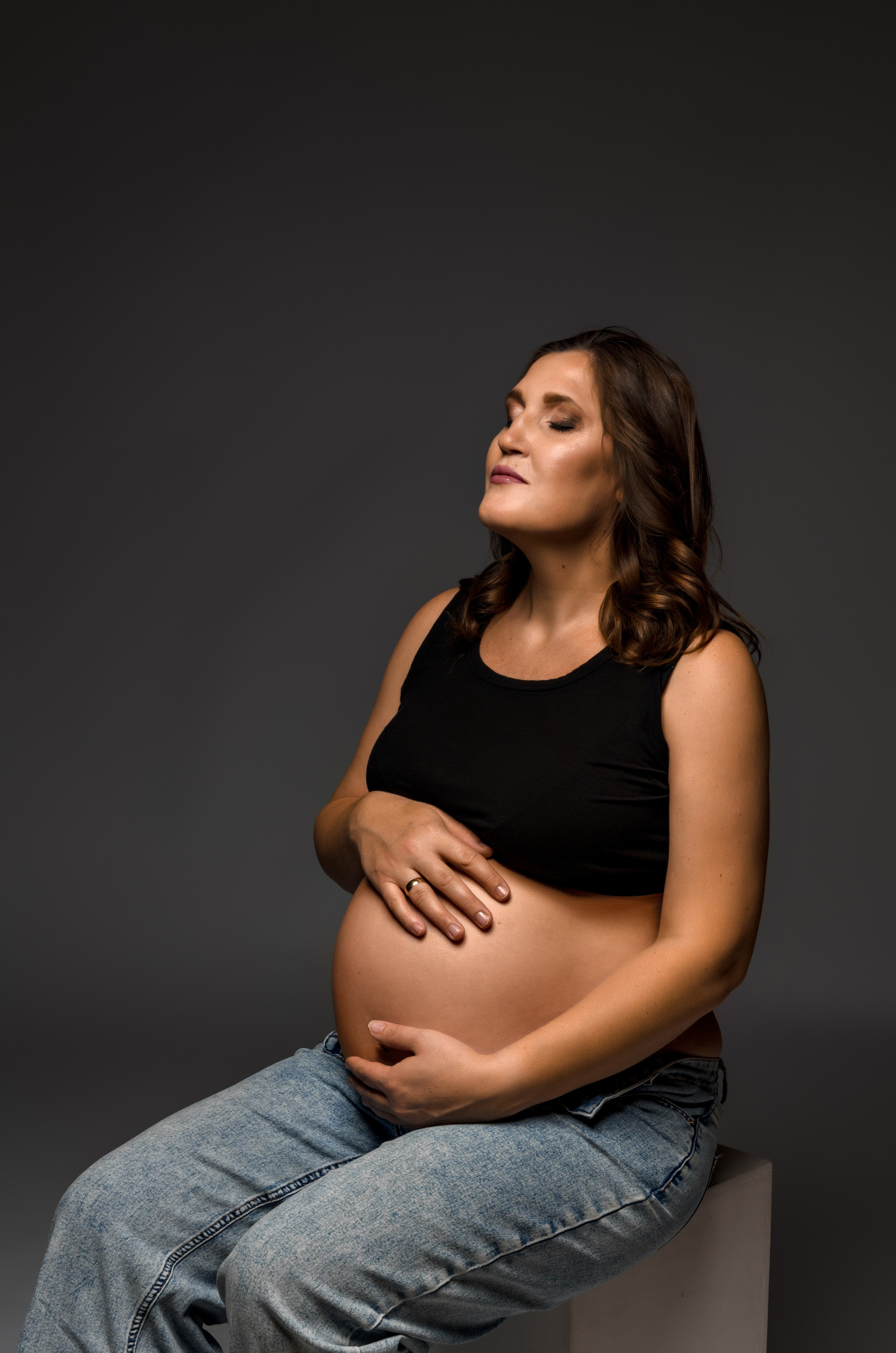 Беременность. Индивидуальные, семейные, студийные съемки в Серпухове и за пределами