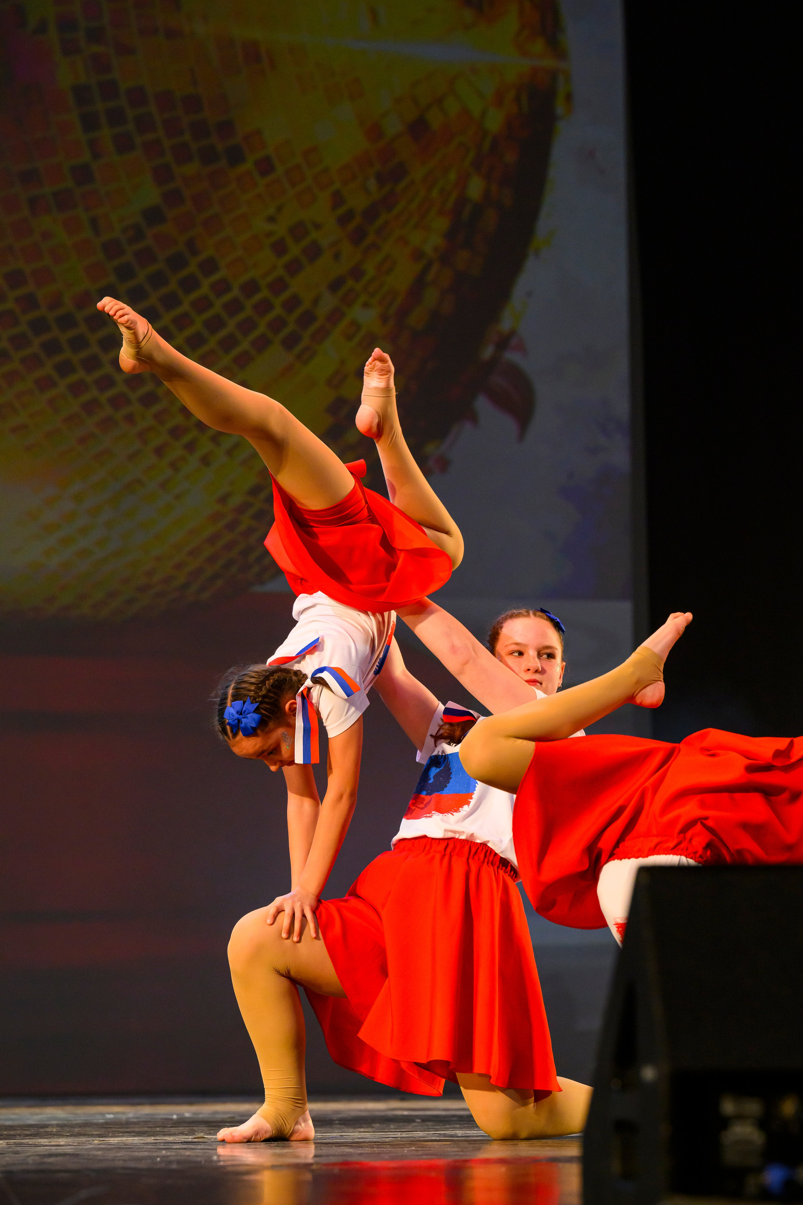 23 апреля, часть 1, БКЗ Октябрьский, г. Санкт-Петербург. Золотое яблочко