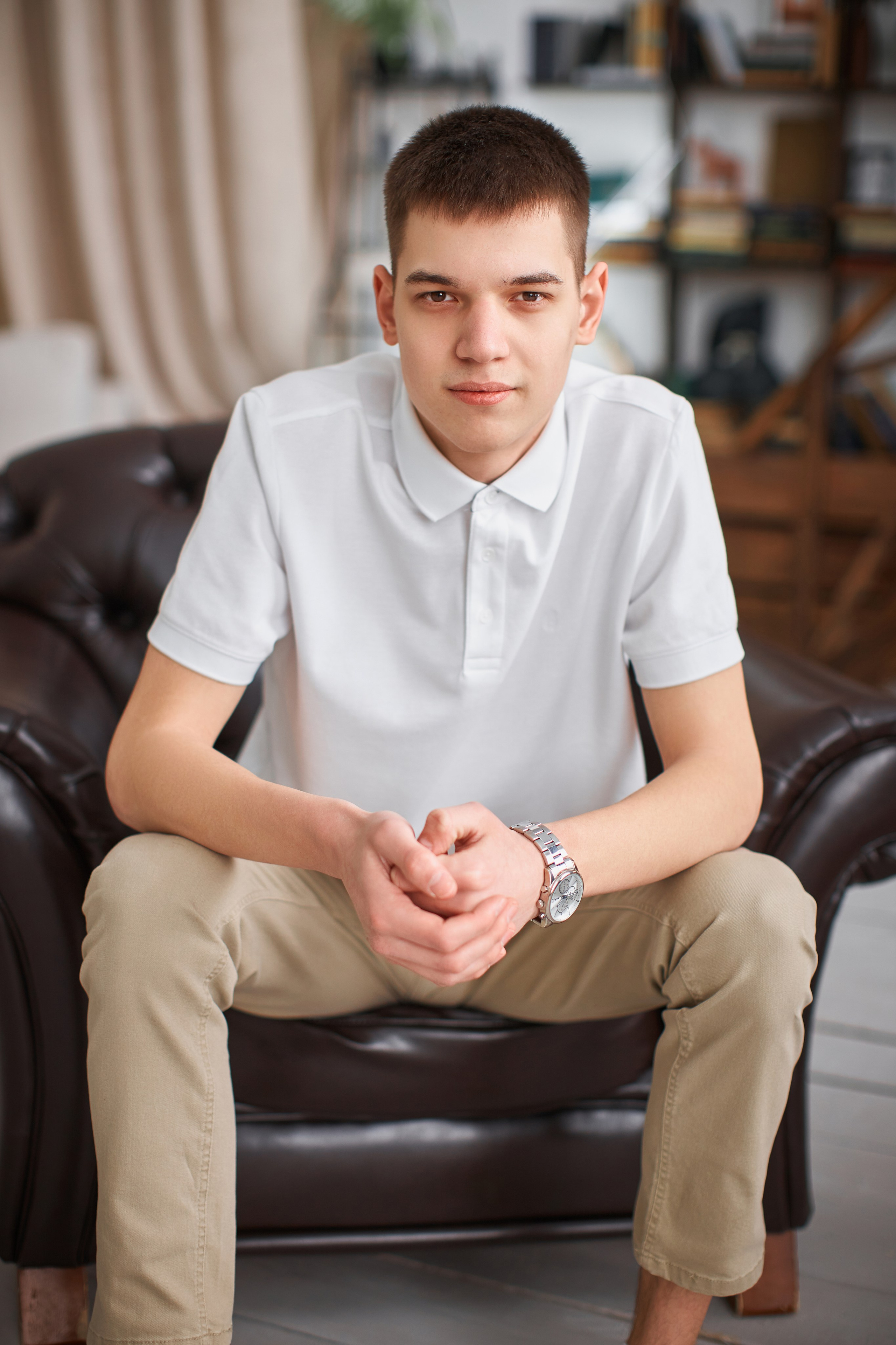 Портреты. Выпускные альбомы в городе Курган для всех