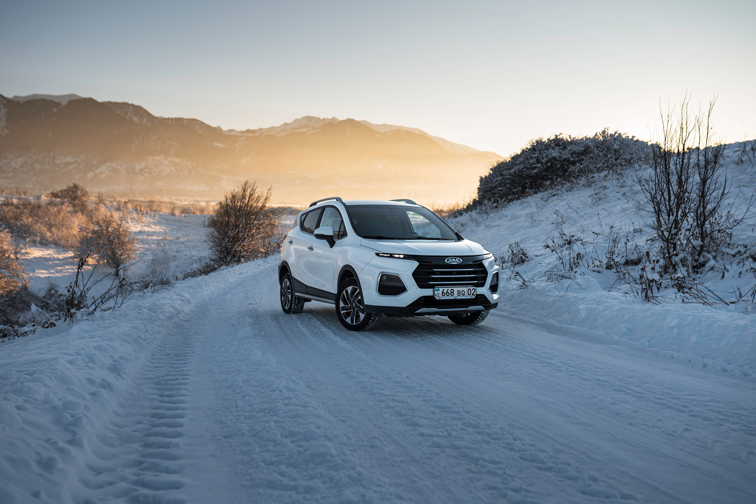 JAC JS3 Pro. Чен Станислав | Автомобильный фотограф | Алматы, Казахстан