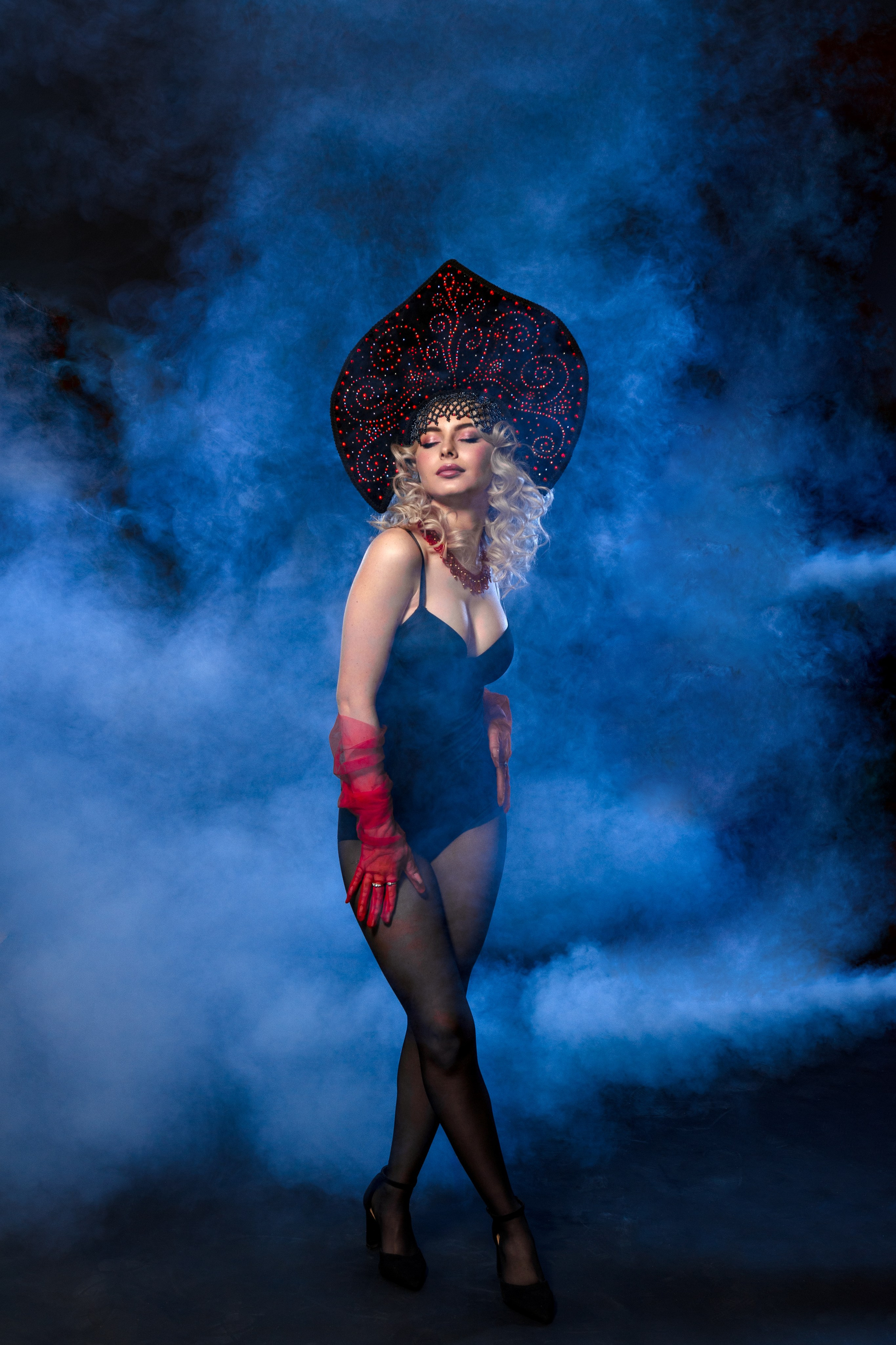 Съемки в студии. Индивидуальные, семейные, студийные съемки в Серпухове и за пределами