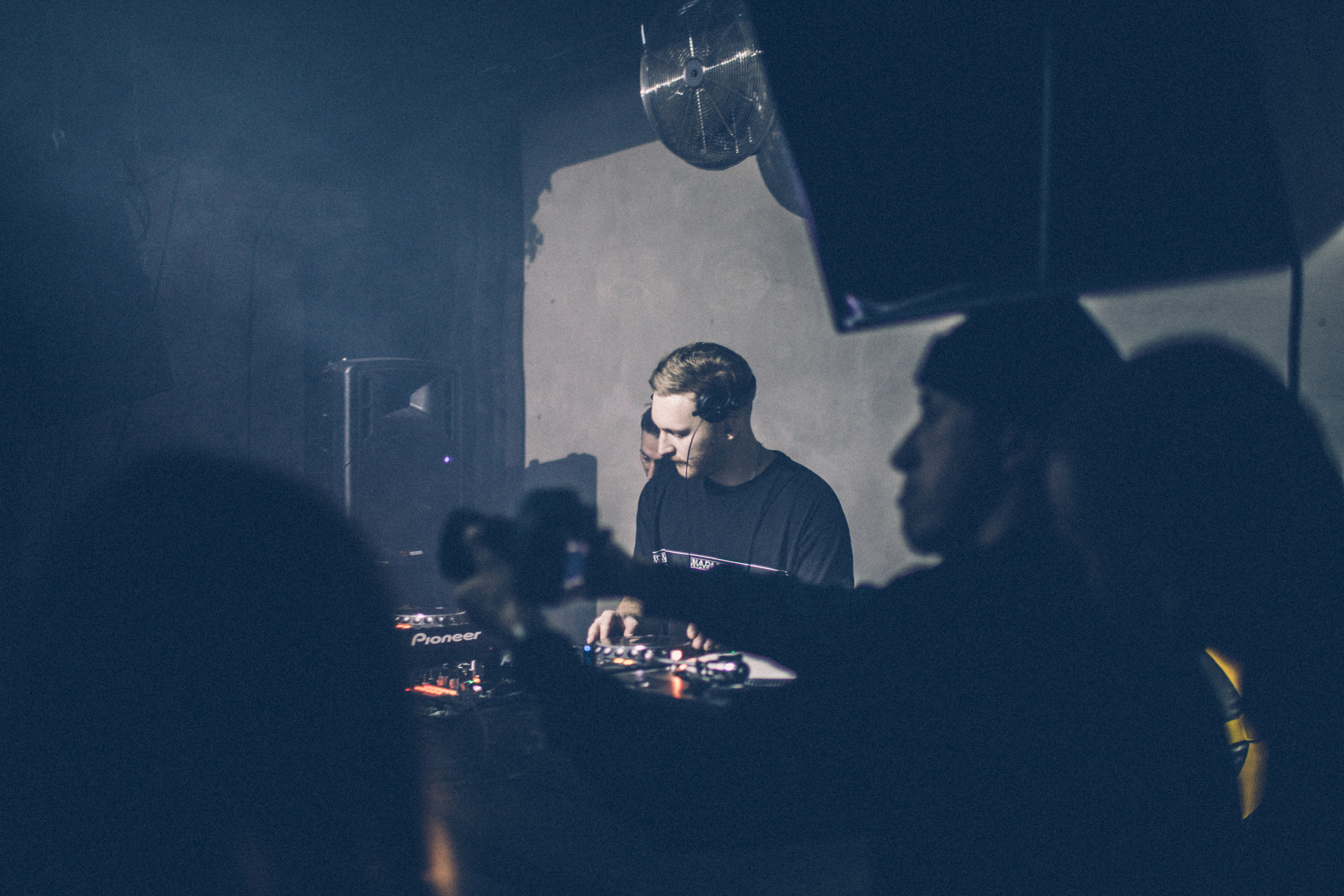 NIGHT CLUB. Фотограф в Ижевске Максим Грундул