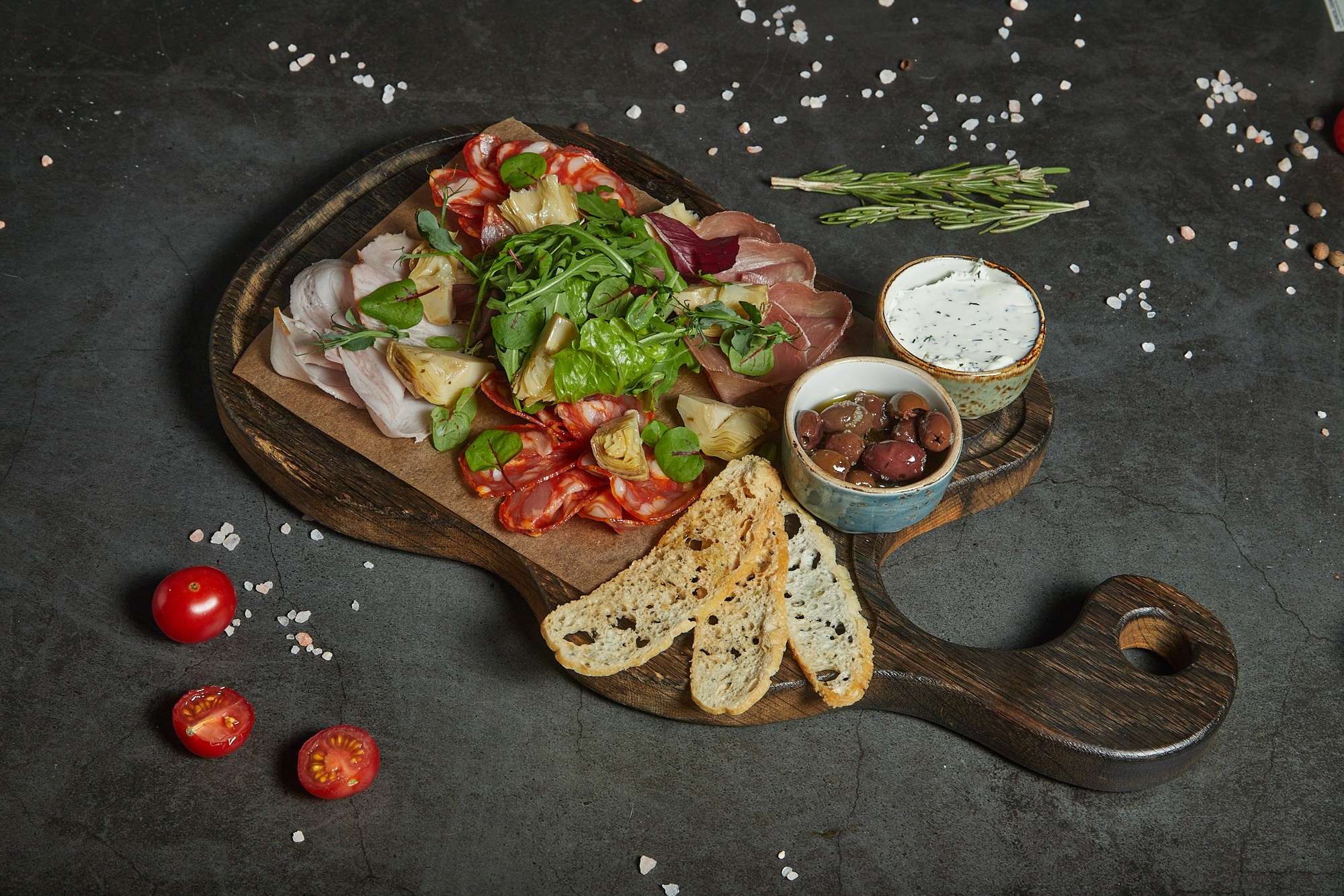 Фуд-фотография мясная тарелка