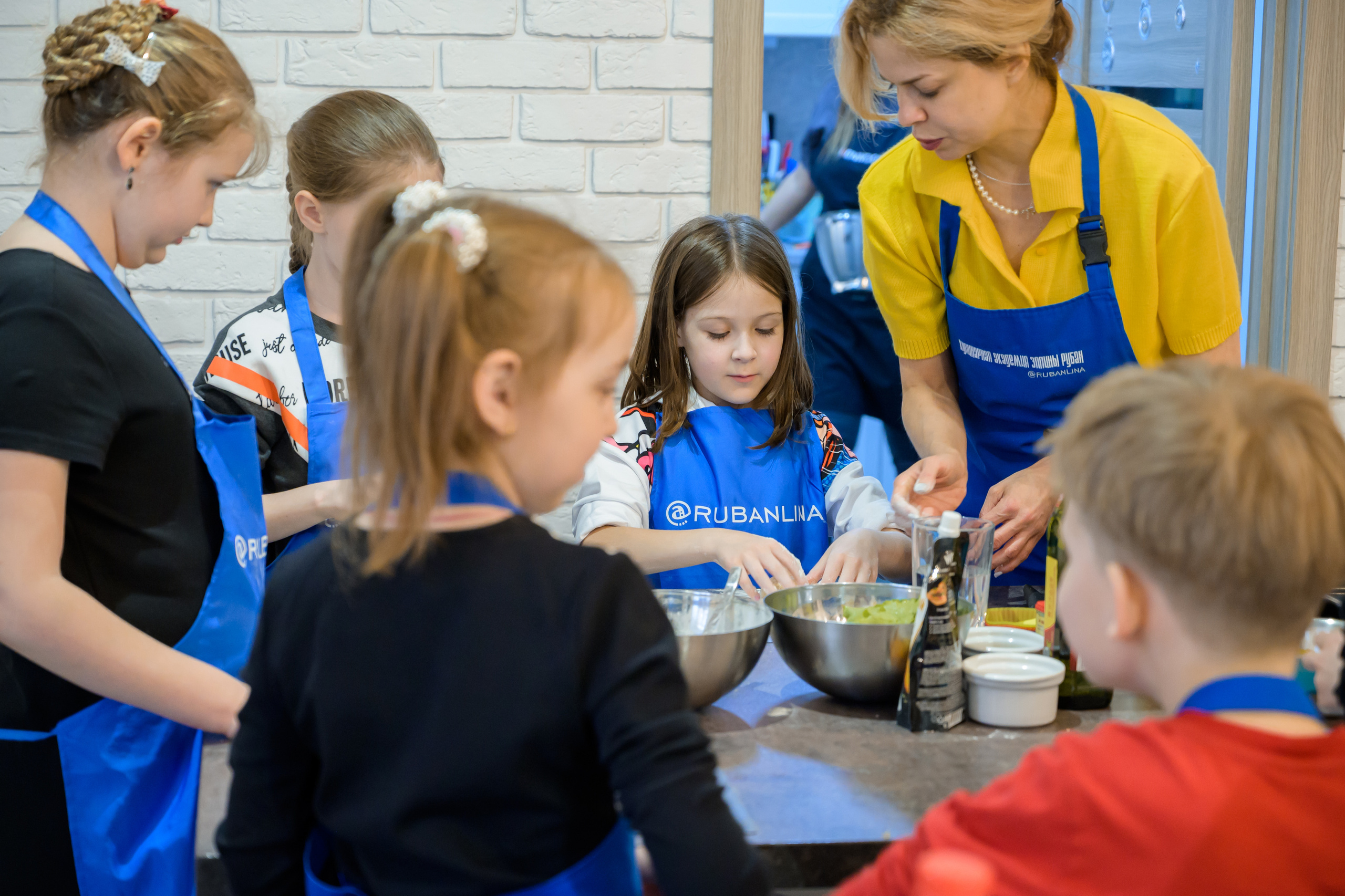 Детские ДР. Кулинарные МК. Выступления. Универсальный фотограф Анна Максимова