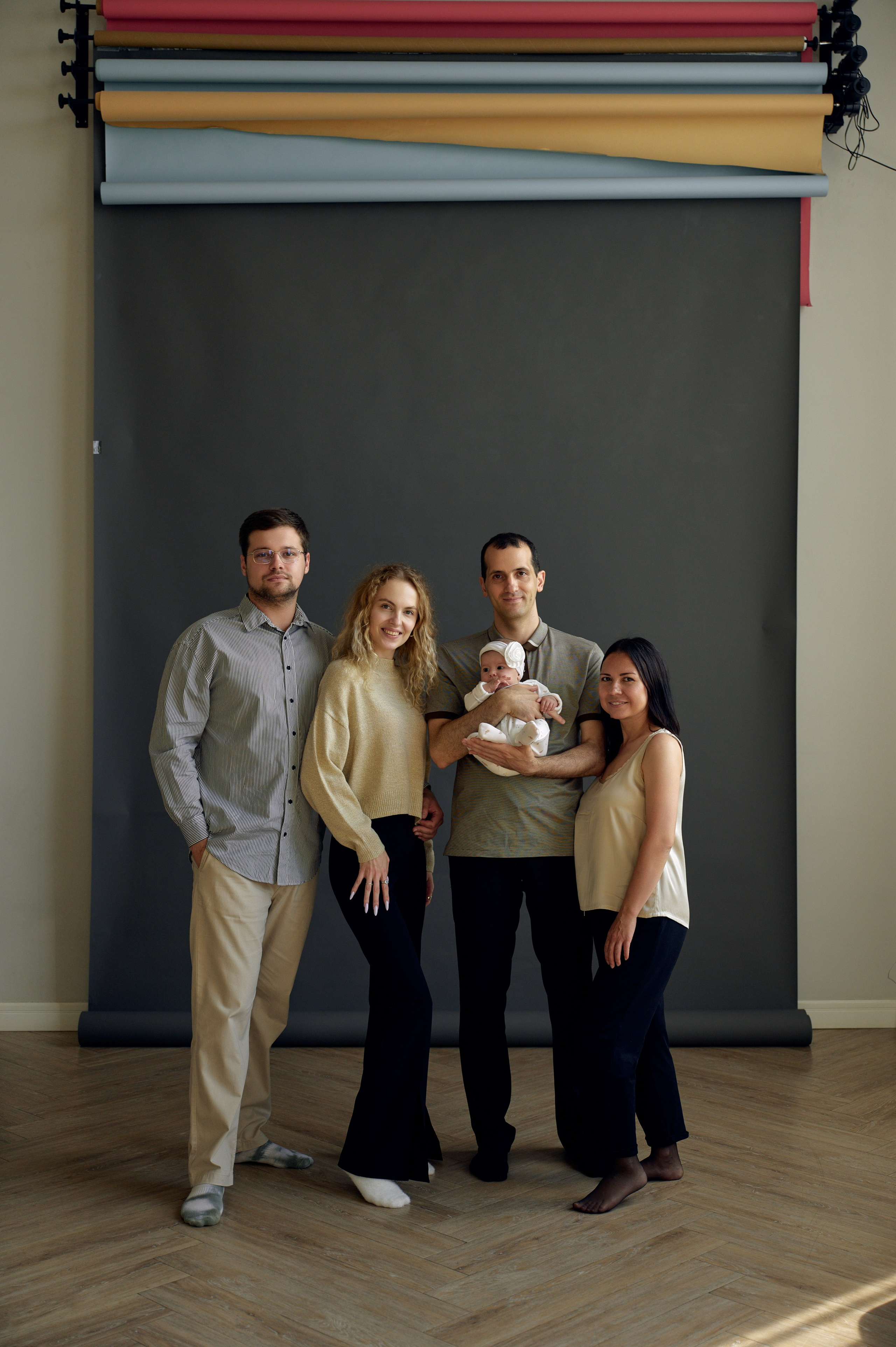 Семейная съемка в студии. Фотограф Челябинск — Кирилл Устюжанин