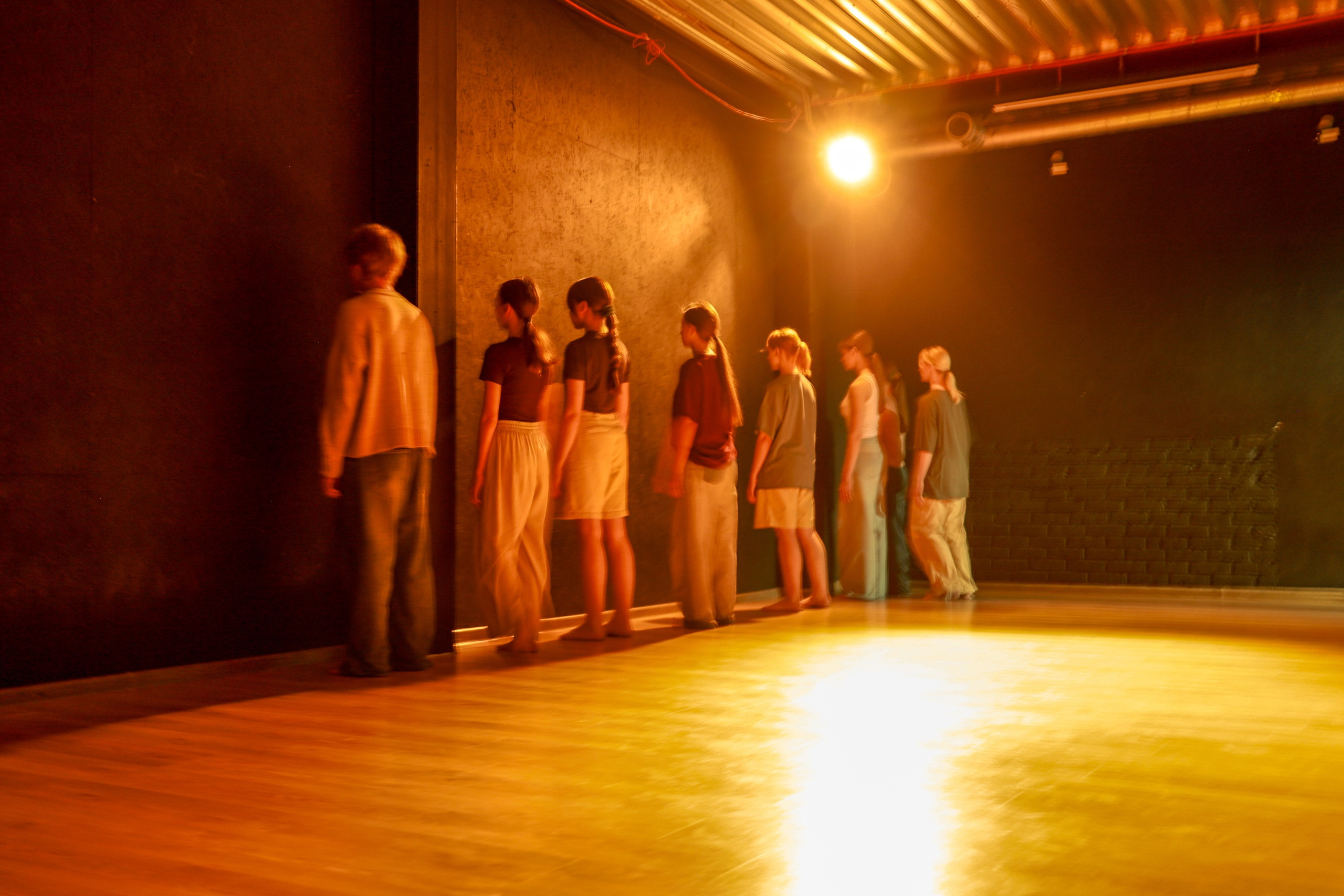 Современный показ Подземка. Небесные ласточки. Фотограф Юлия Мальцева