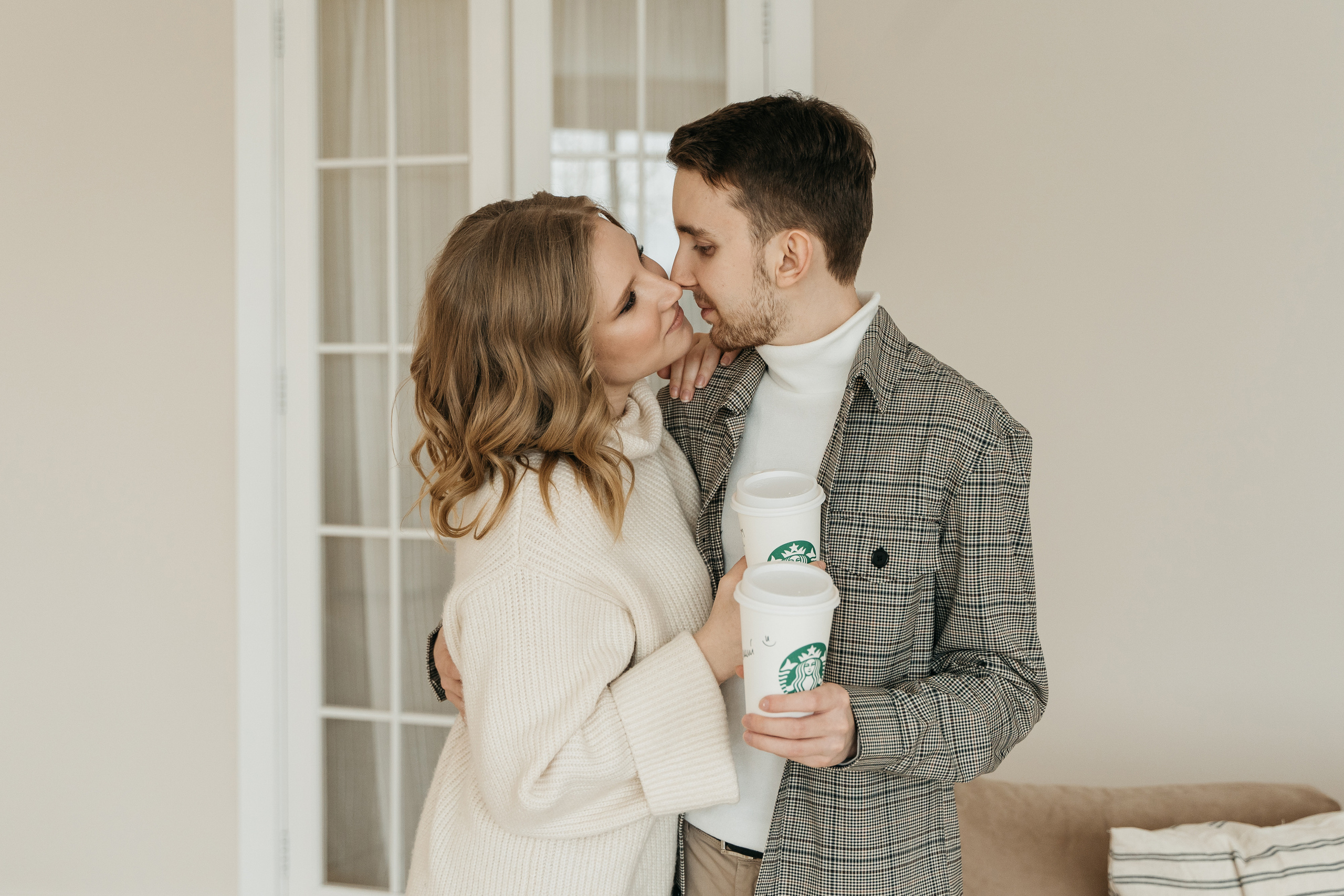 Оля и Женя, предсвадебная фотосессия love-story. Студия Когда вместе. Фотограф Татьяна Мамонтова