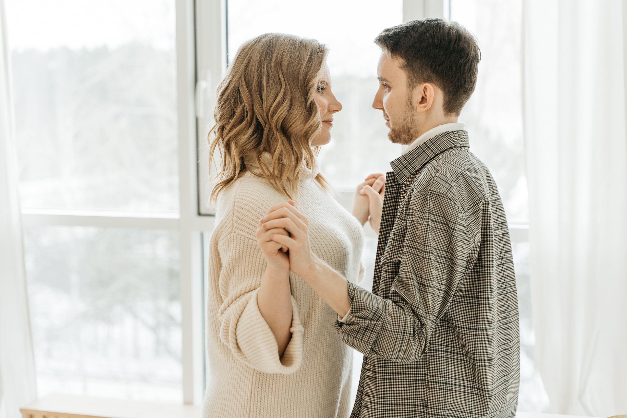 Оля и Женя, предсвадебная фотосессия love-story. Студия Когда вместе. Фотограф Татьяна Мамонтова