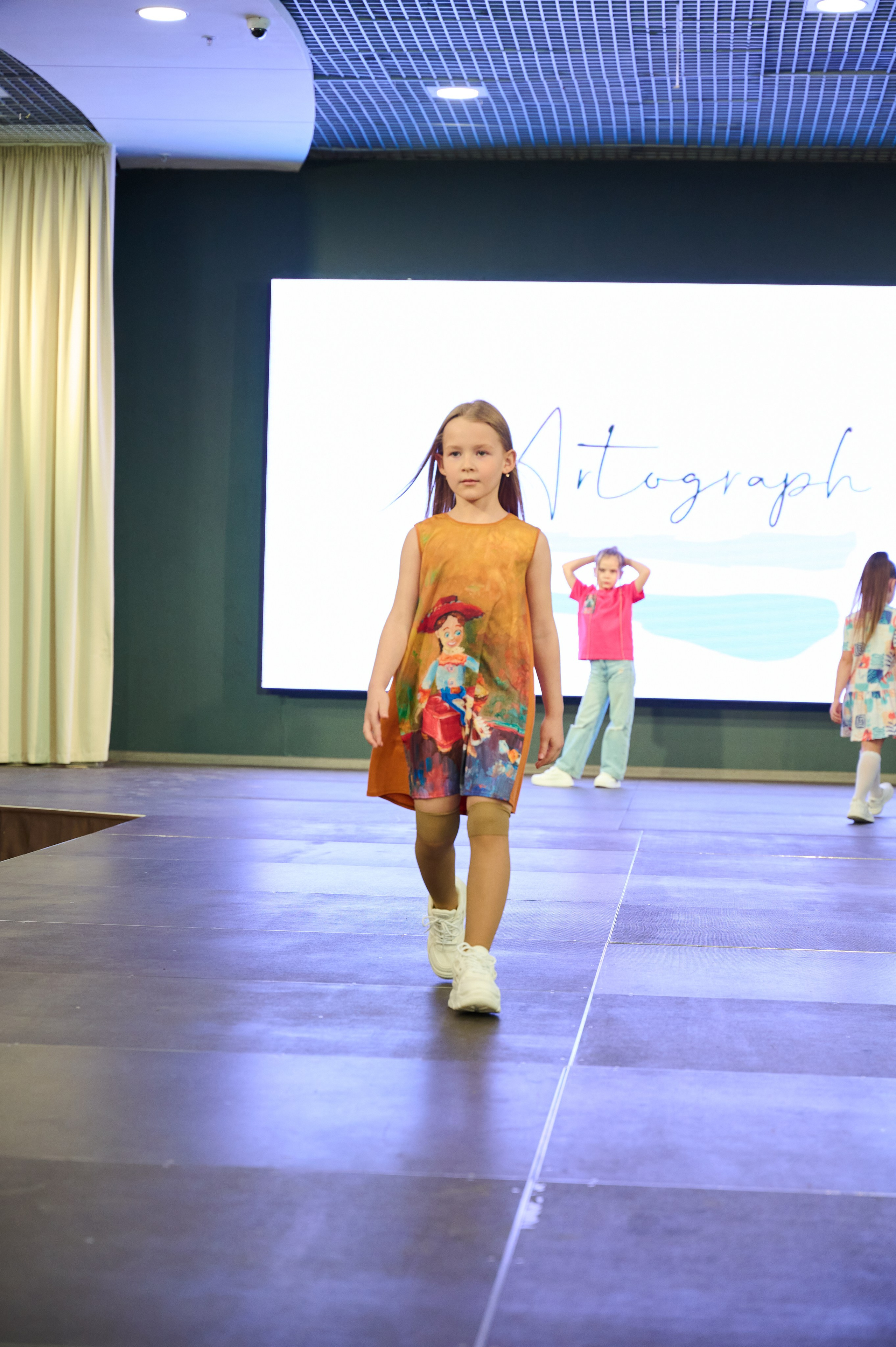 Показ Global Russian Models. Фотограф Универсал в Новосибирске