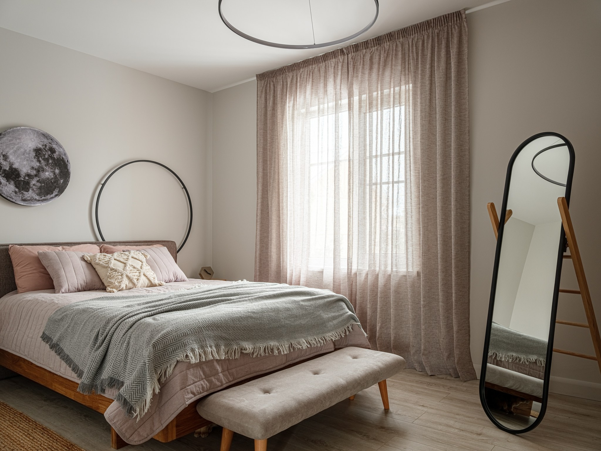 Небольшой дом: Анастасия Филиппова, Олеся Миколаец, студия FAM Design. Фотограф Василий Буланов