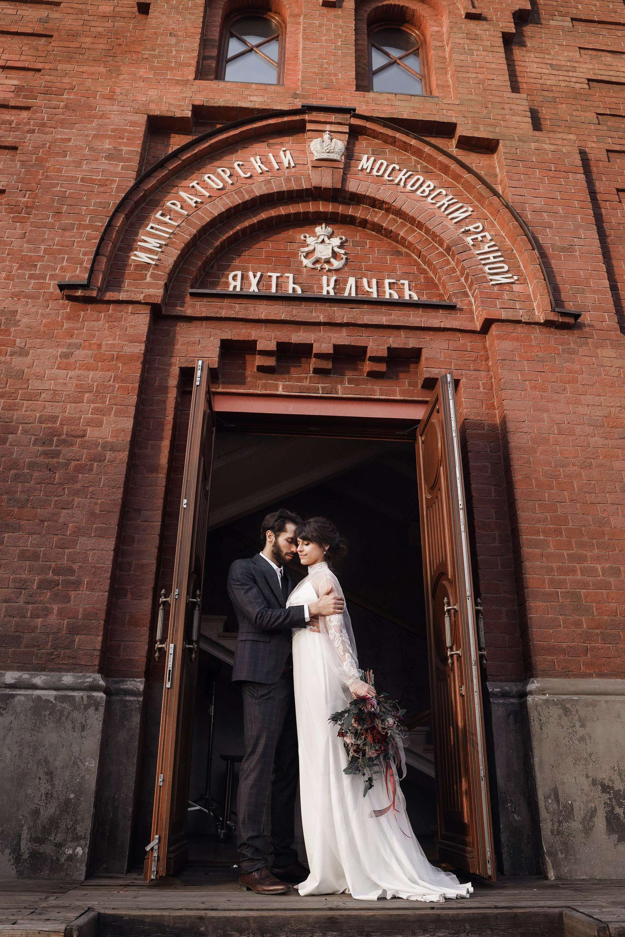 Dark and Light. Алина Малышева, свадебный и семейный фотограф Москва