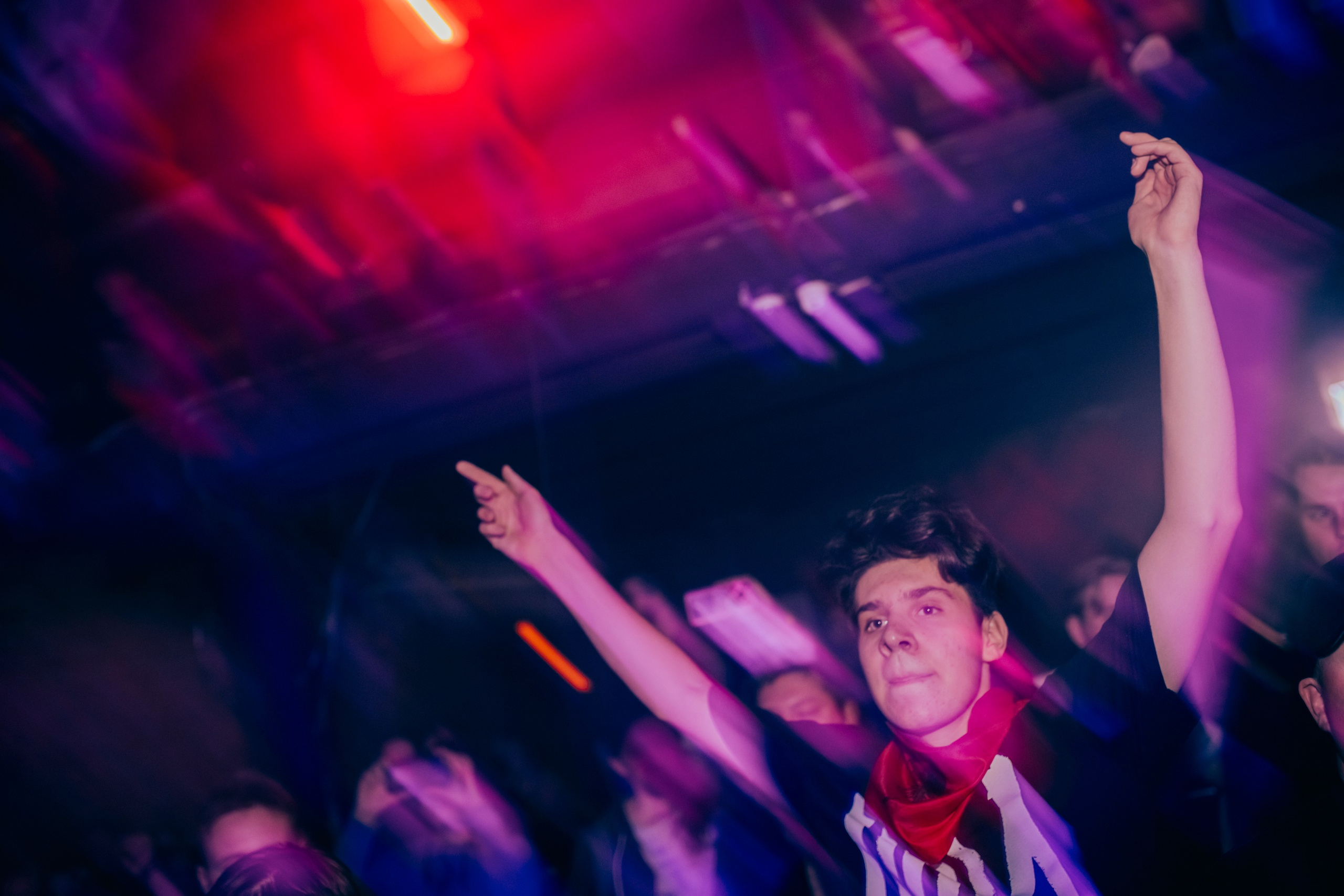 Джинсы тарковского. Фотограф Елена Богачева (lenalena_na_na_na)