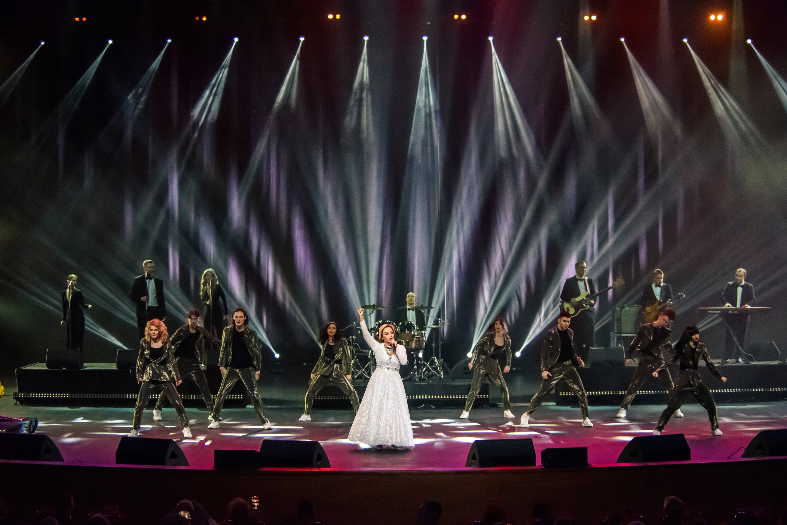 Лариса Рубальская «40 лет с песней по жизни» — Крокус Сити Холл. Бренд-фотограф для экспертов и блогеров в Москве Влада Горбовская