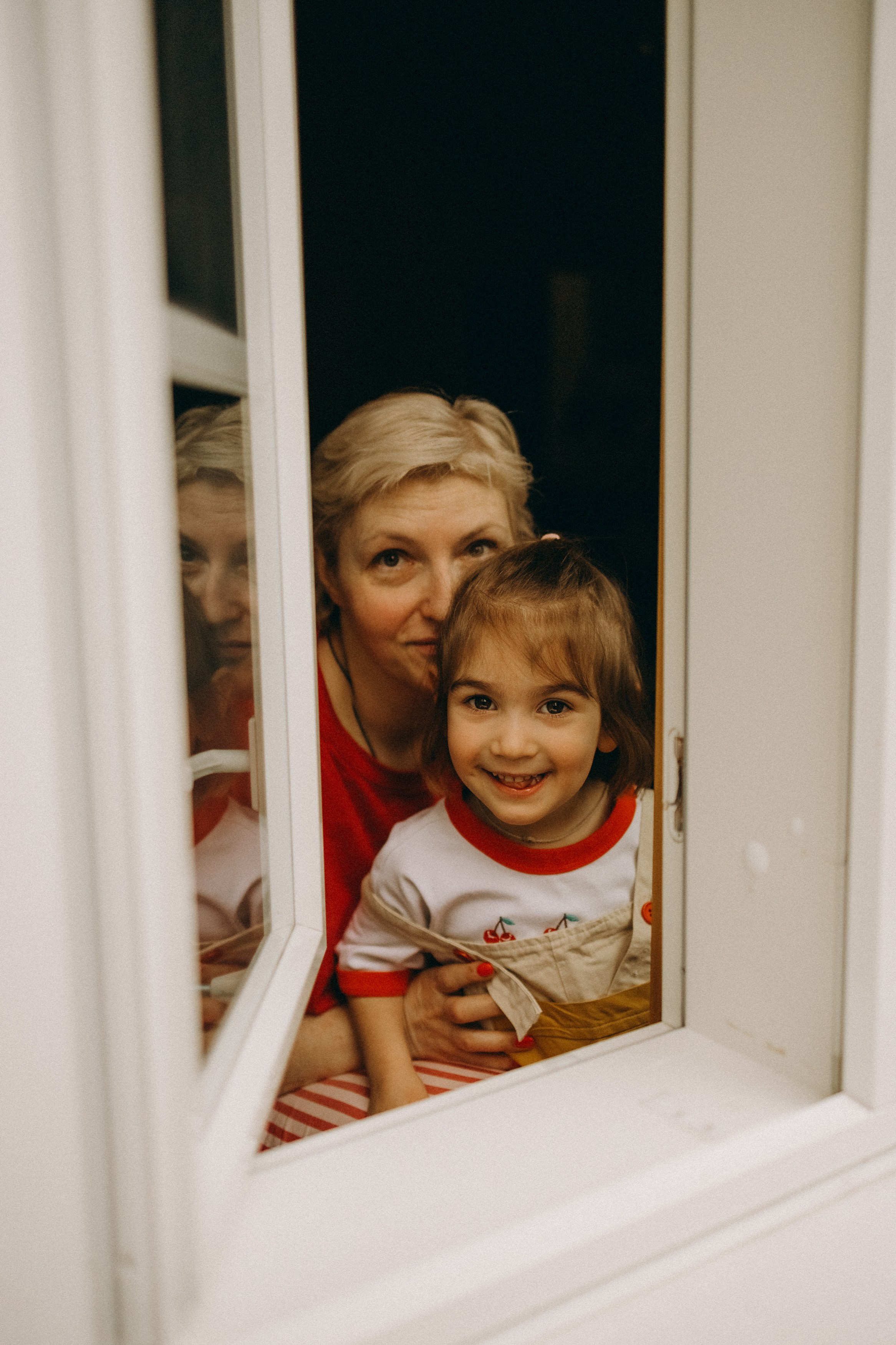 Оля и Василиса. Главная