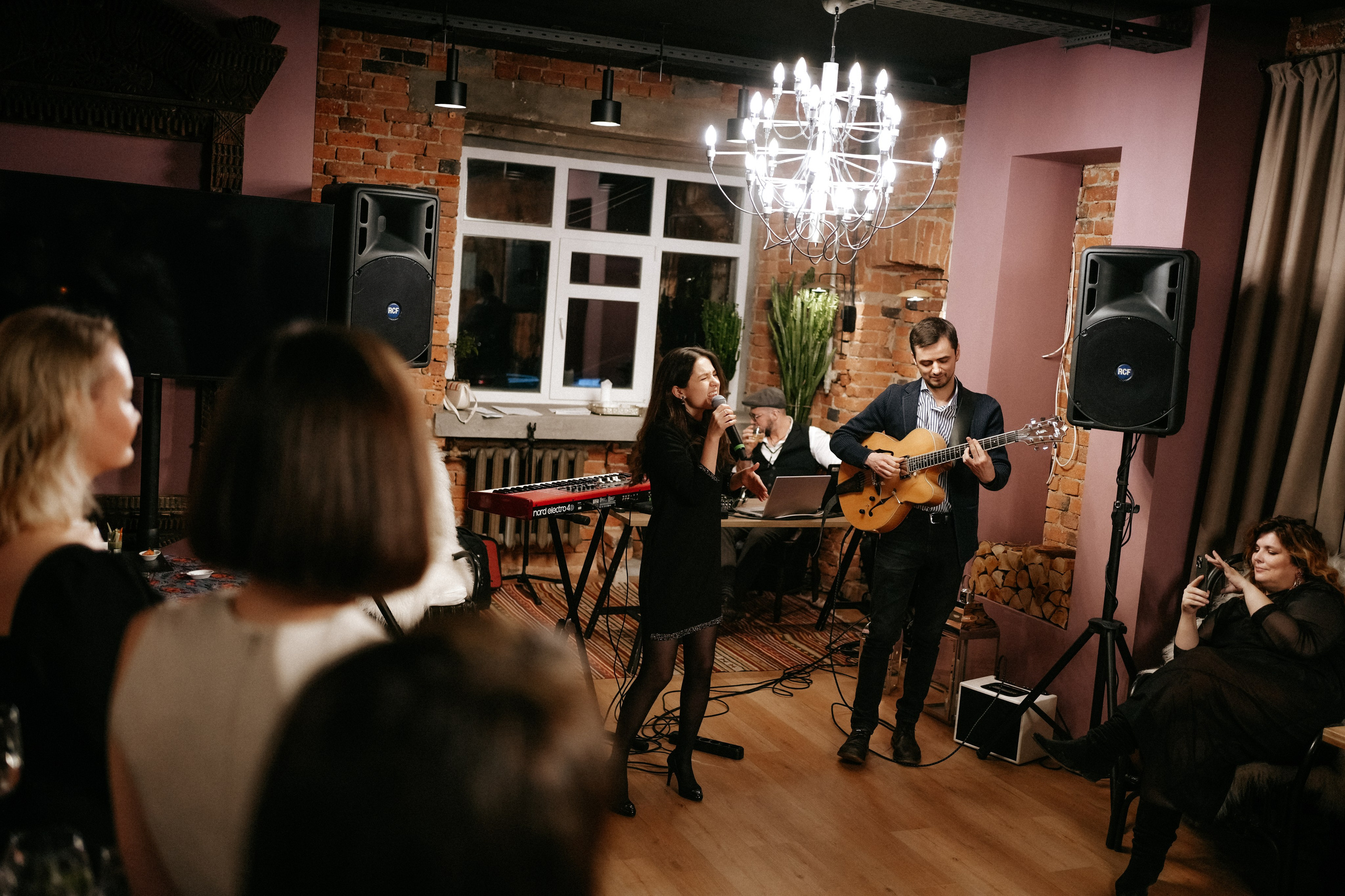 Ирина и Денис, Екатеринбург, репортаж. Фотограф Перевозкина Анна