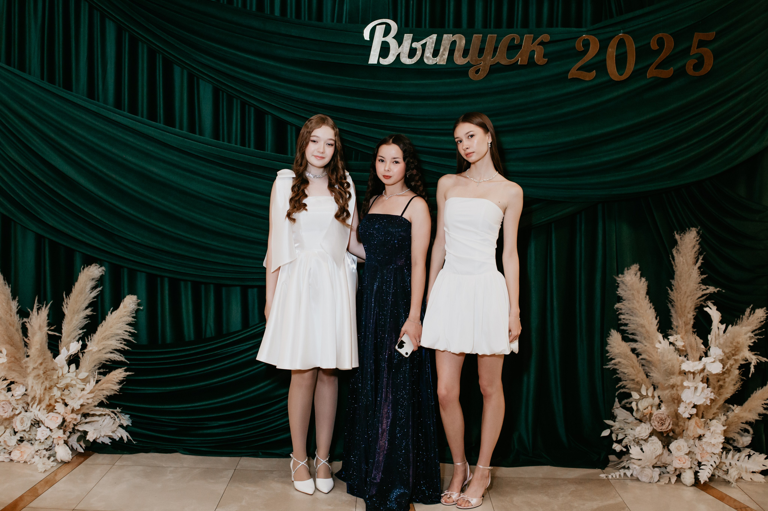 Выпускной 2025 (9класс) 124 школа. Фотограф в Челябинске Ополихина Анна