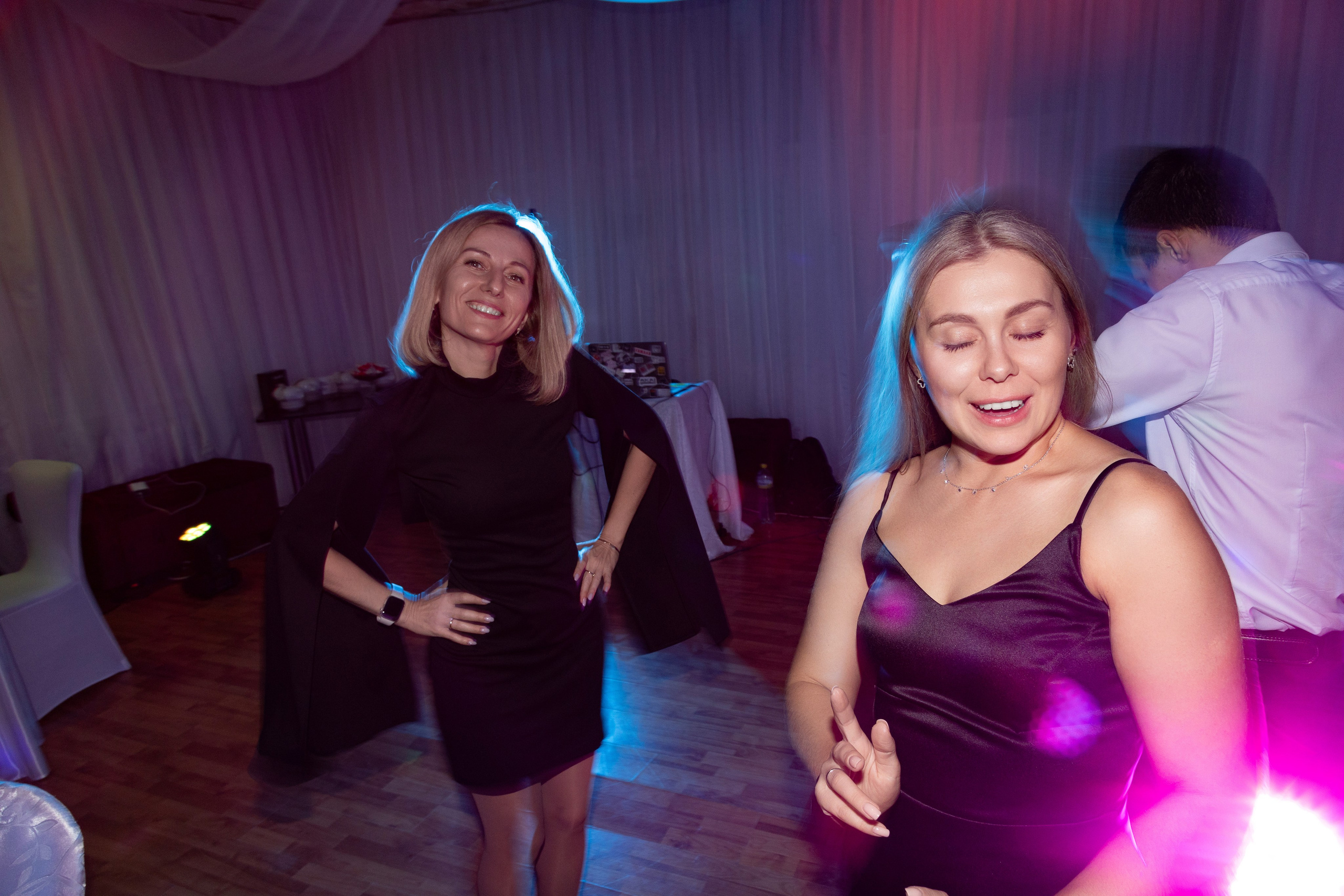 V&N. Street photographer