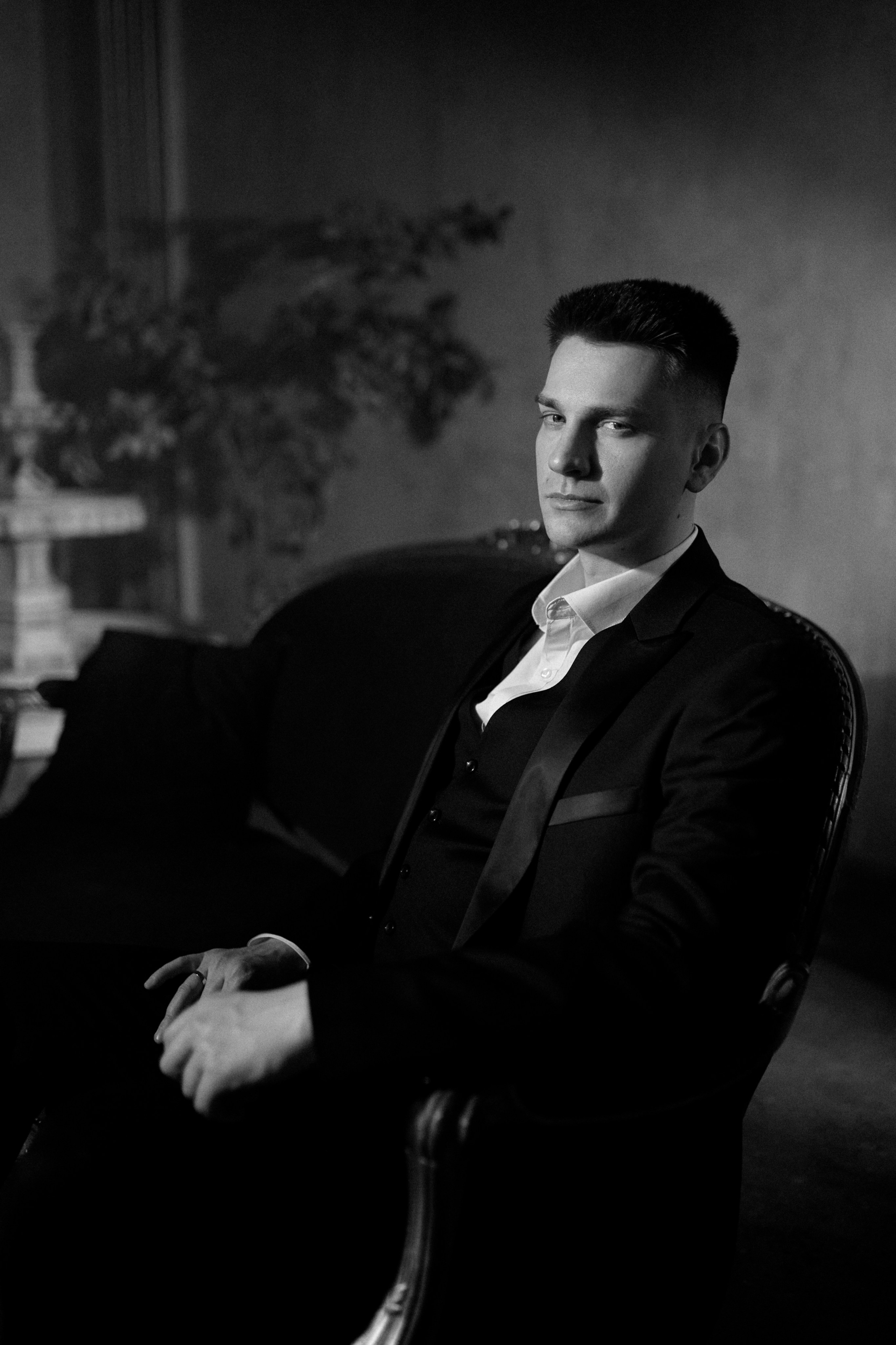 Свадебная фотосессия в Дворце Бракосочетания № 1. Сестры Карабаза. Фотографы и ретушеры в Москве и Санкт-Петербурге