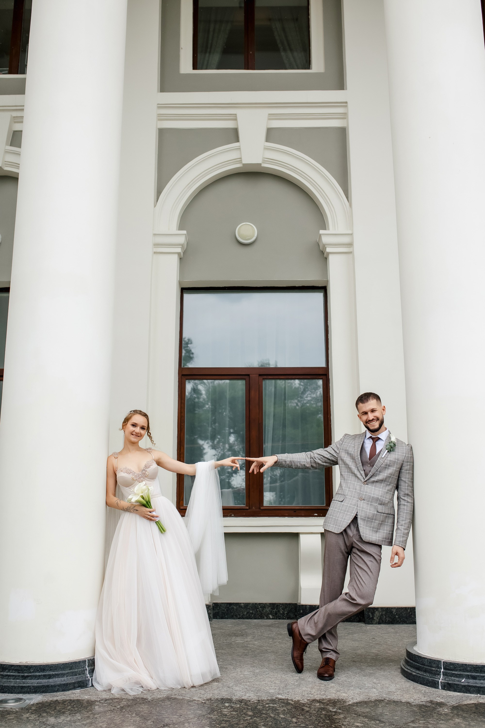 Степан и Ульяна. Утро. Загс. Прогулка. Дождь и солнце. Свадебный фотограф в Хабаровске