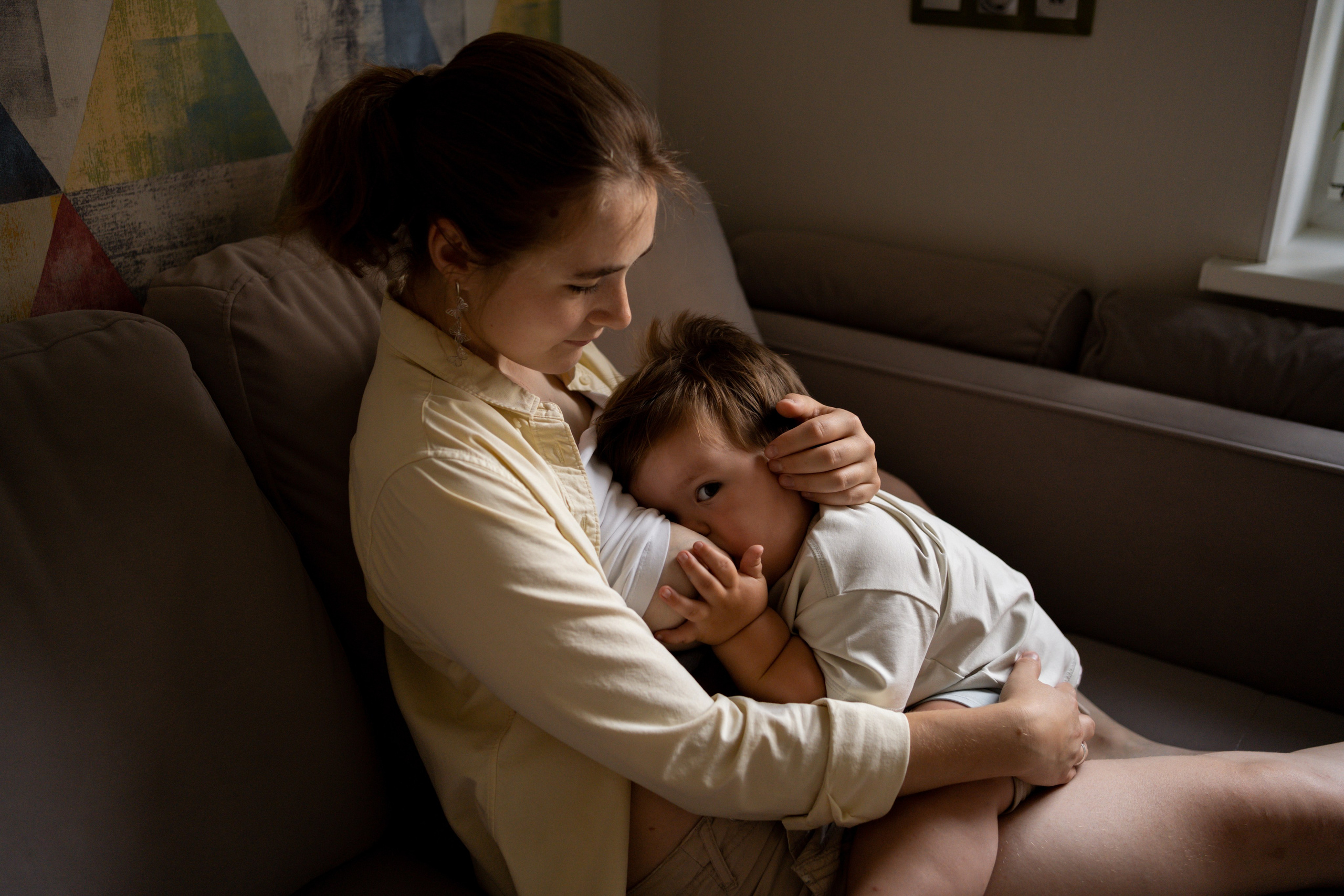 Алина и Дима. Фотограф грудного вскармливания в Москве Екатерина