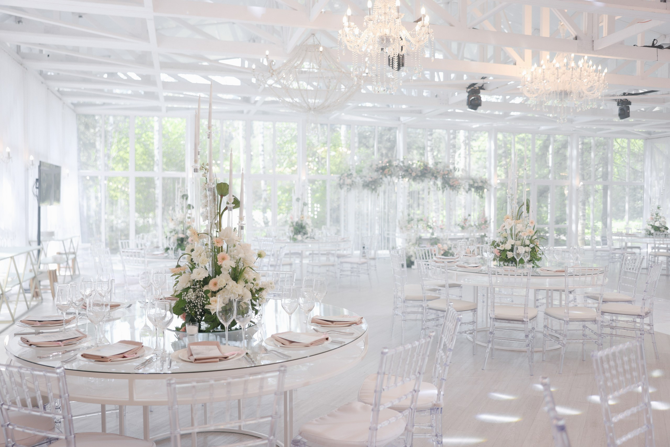 Интерьер усадьбы Тайны Рублёва, оформление свадьбы