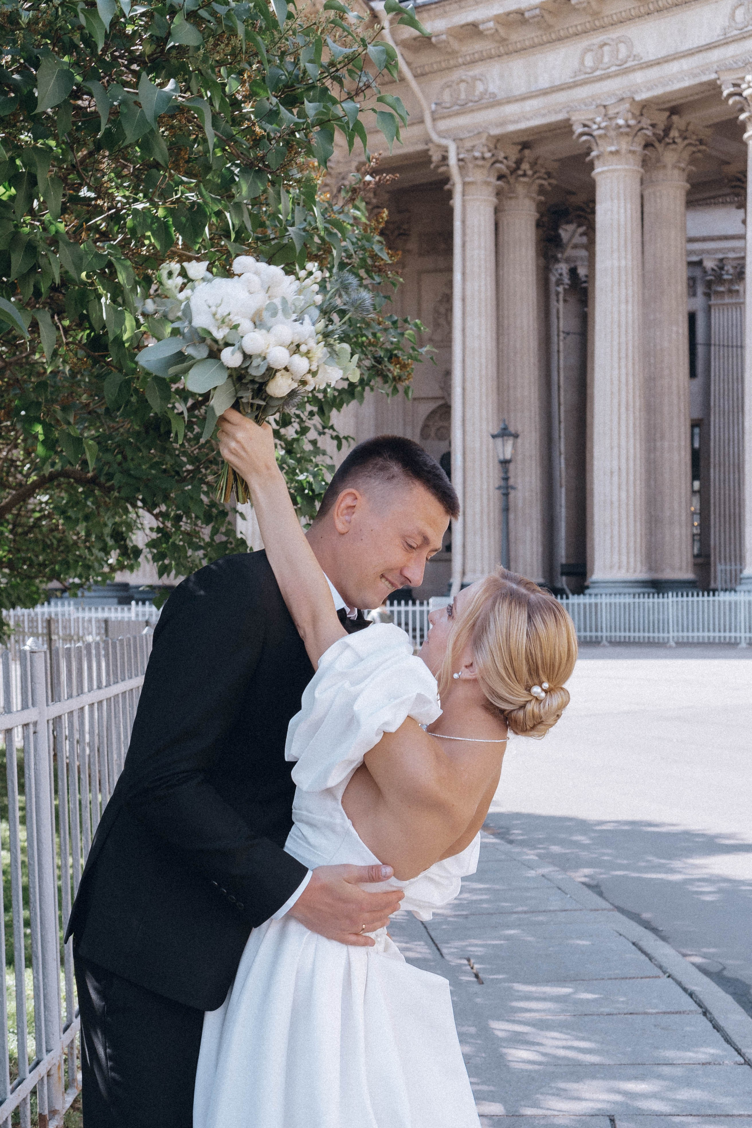 СВАДЕНБНАЯ СЬЕМКА НА КАТЕРЕ ПО КАНАЛАМ САНКТ-ПЕТЕРБУРГА И В АКВАТОРИИ НЕВЫ. Профессиональный фотограф, Санкт-Петербург — Виктория Богомолова