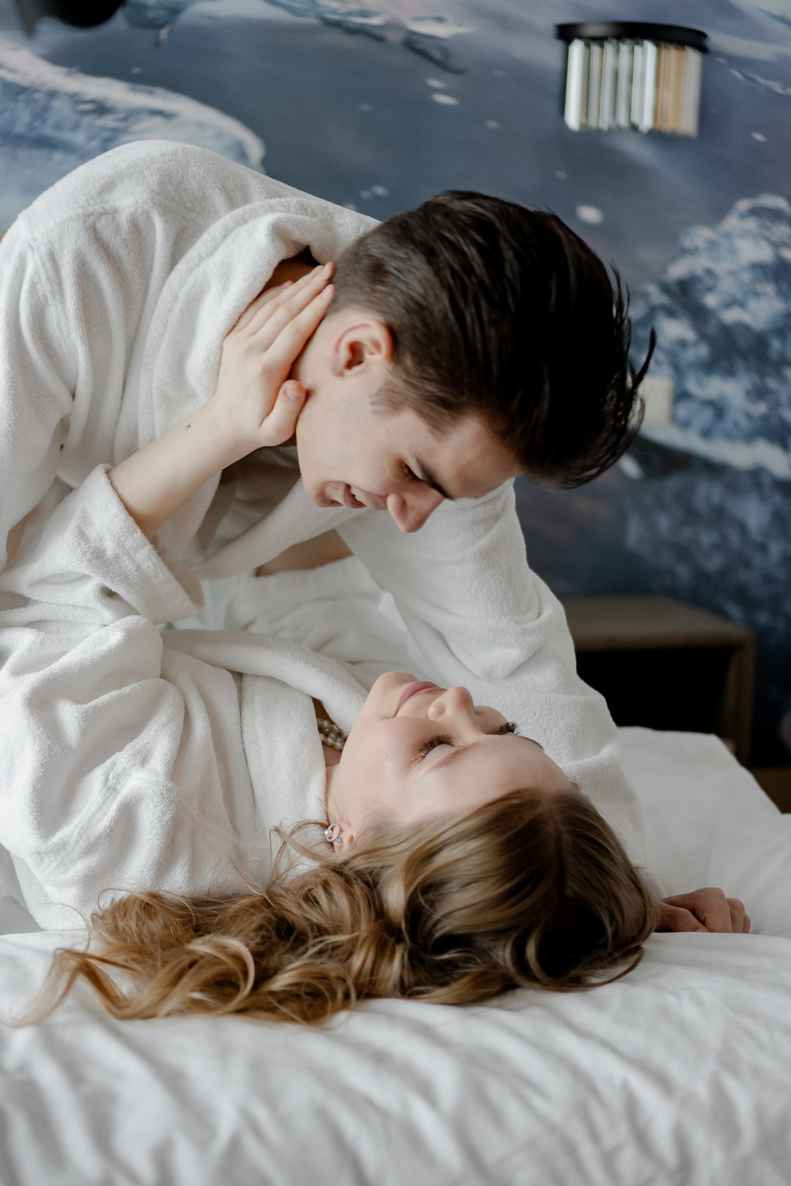 СВАДЕБНАЯ СЬЕМКА СБОРОВ В ОТЕЛЕ И ВЫЕЗД НА ЦЕРЕМОНИЮ (СНЯТО В СИБИРЕ В НИЖНЕВАРТОВСКЕ). Профессиональный фотограф, Санкт-Петербург — Виктория Богомолова