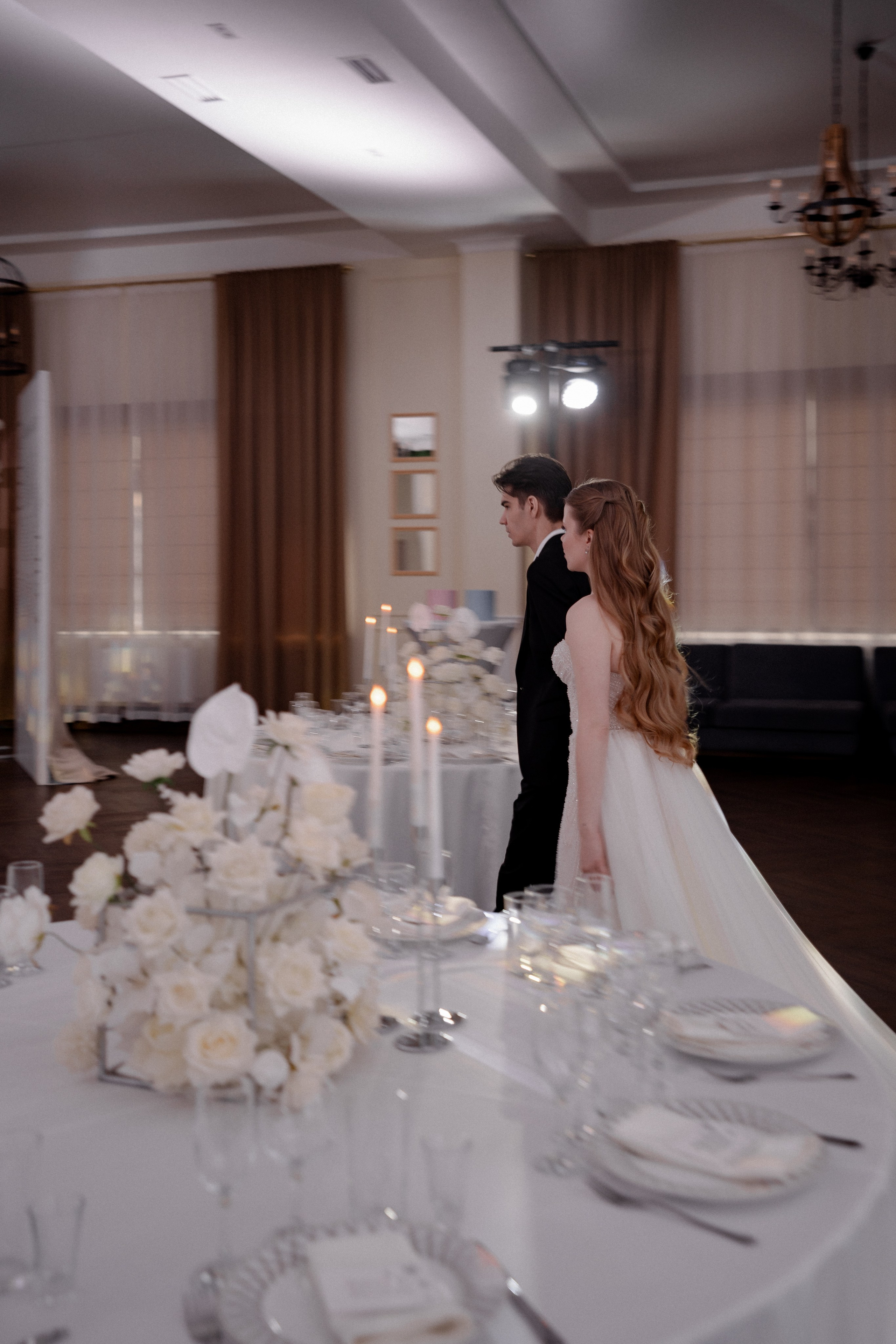 СВАДЕБНАЯ СЬЕМКА СБОРОВ В ОТЕЛЕ И ВЫЕЗД НА ЦЕРЕМОНИЮ (СНЯТО В СИБИРЕ В НИЖНЕВАРТОВСКЕ). Профессиональный фотограф, Санкт-Петербург — Виктория Богомолова