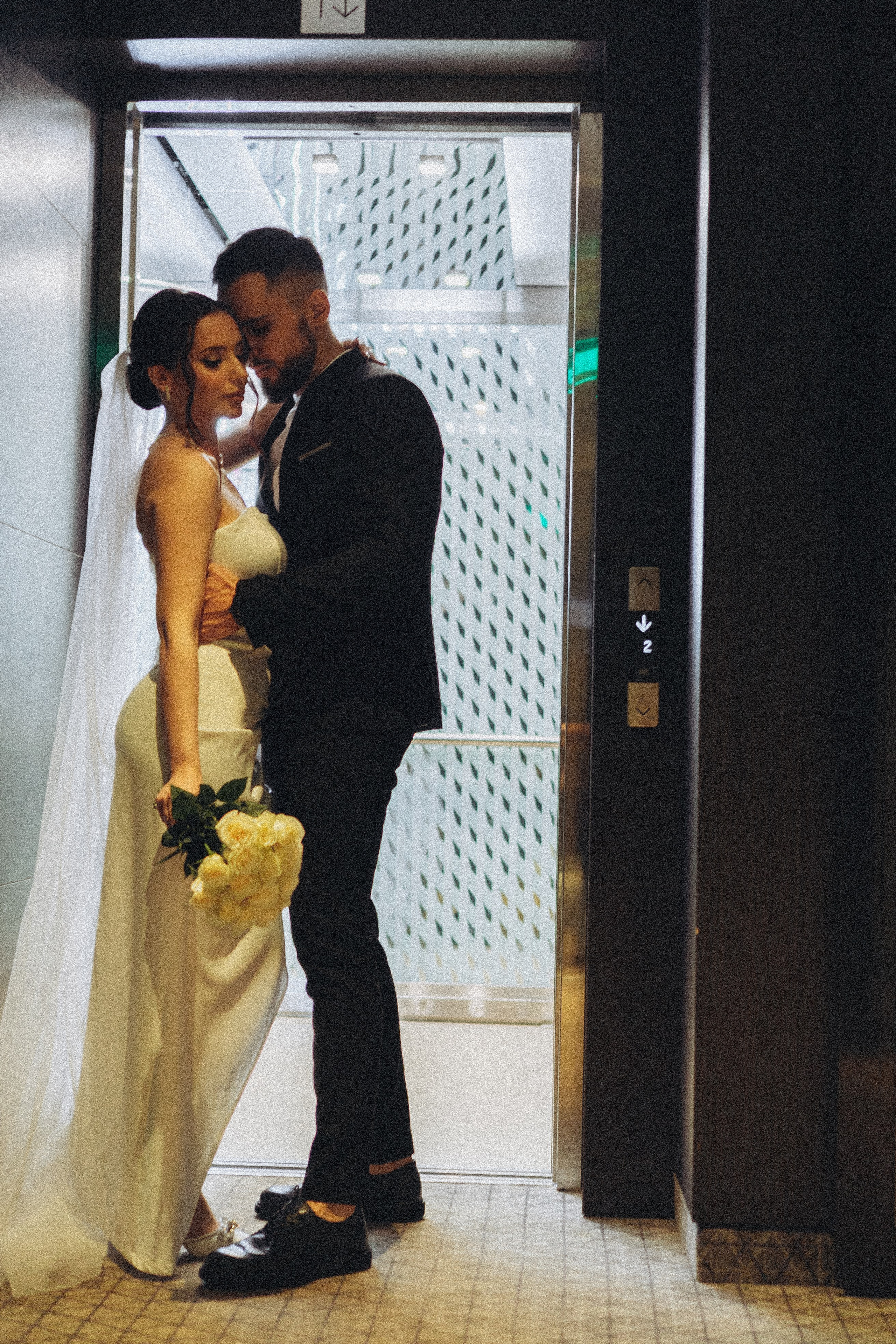 СВАДЕБНАЯ СЬЕМКА СБОРОВ ЖЕНИХА И НЕВЕСТЫ В ОТЕЛЕ И ТАКЖЕ ФОТОСЕССИИЯ В ОТЕЛЕЕ МЕГАПОЛИС БРЯНСК. Профессиональный фотограф, Санкт-Петербург — Виктория Богомолова