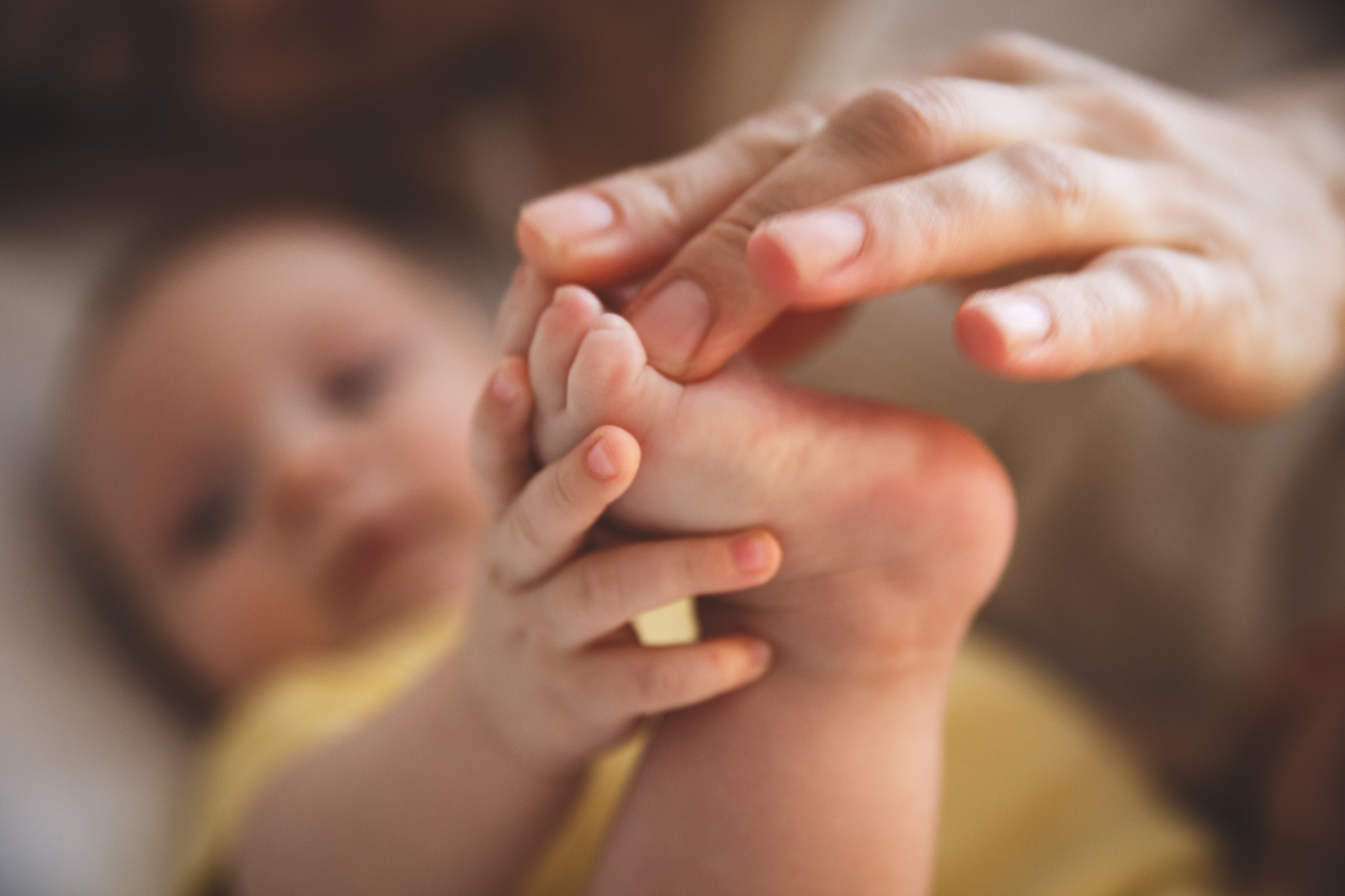 Домашняя фотосъемка грудного кормления. Семейный и школьный фотограф в Москве Анна Ткач