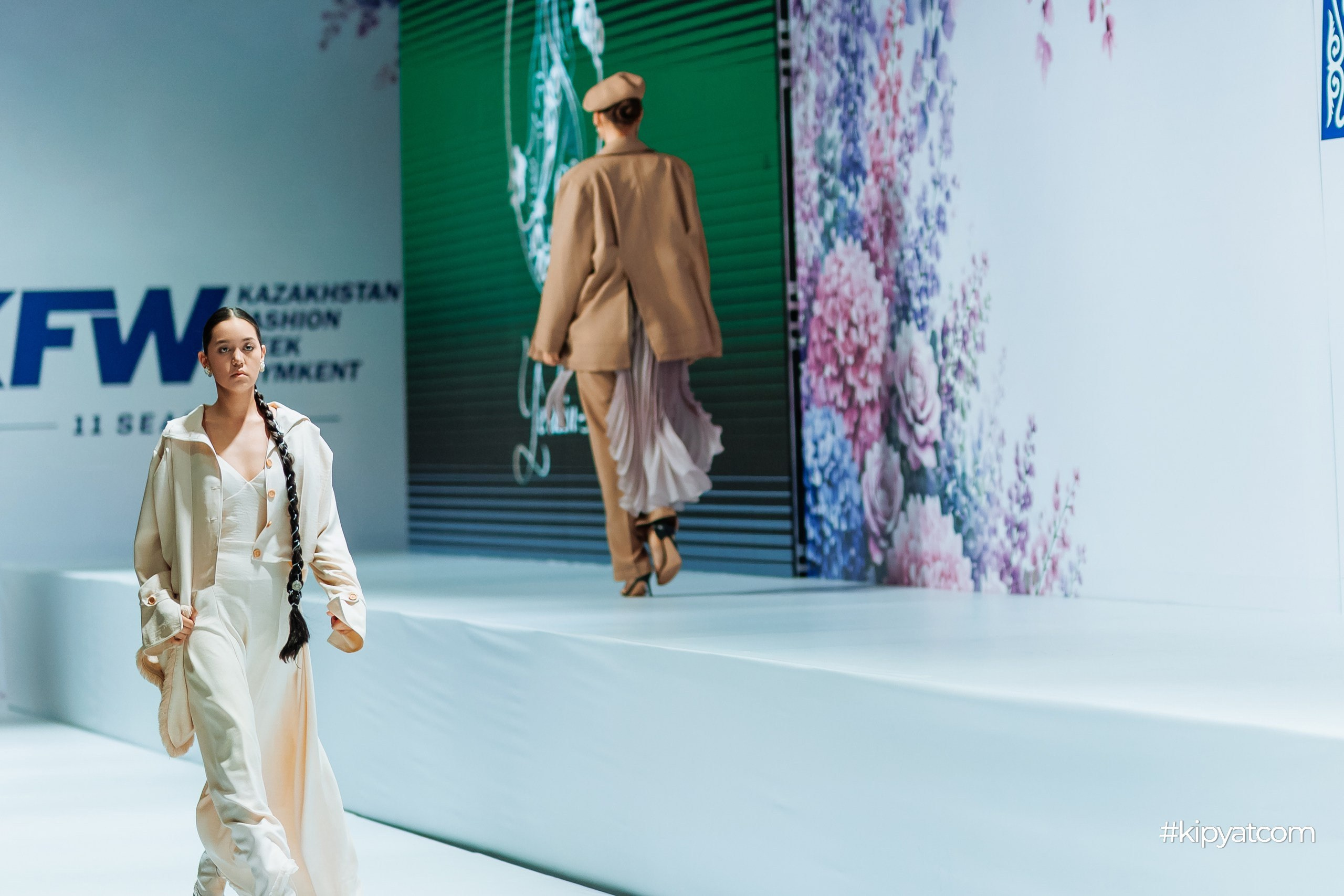 KAZAKHSTAN FASHION WEEK SHYMKENT 11 SEASON. Кипятком Шымкент