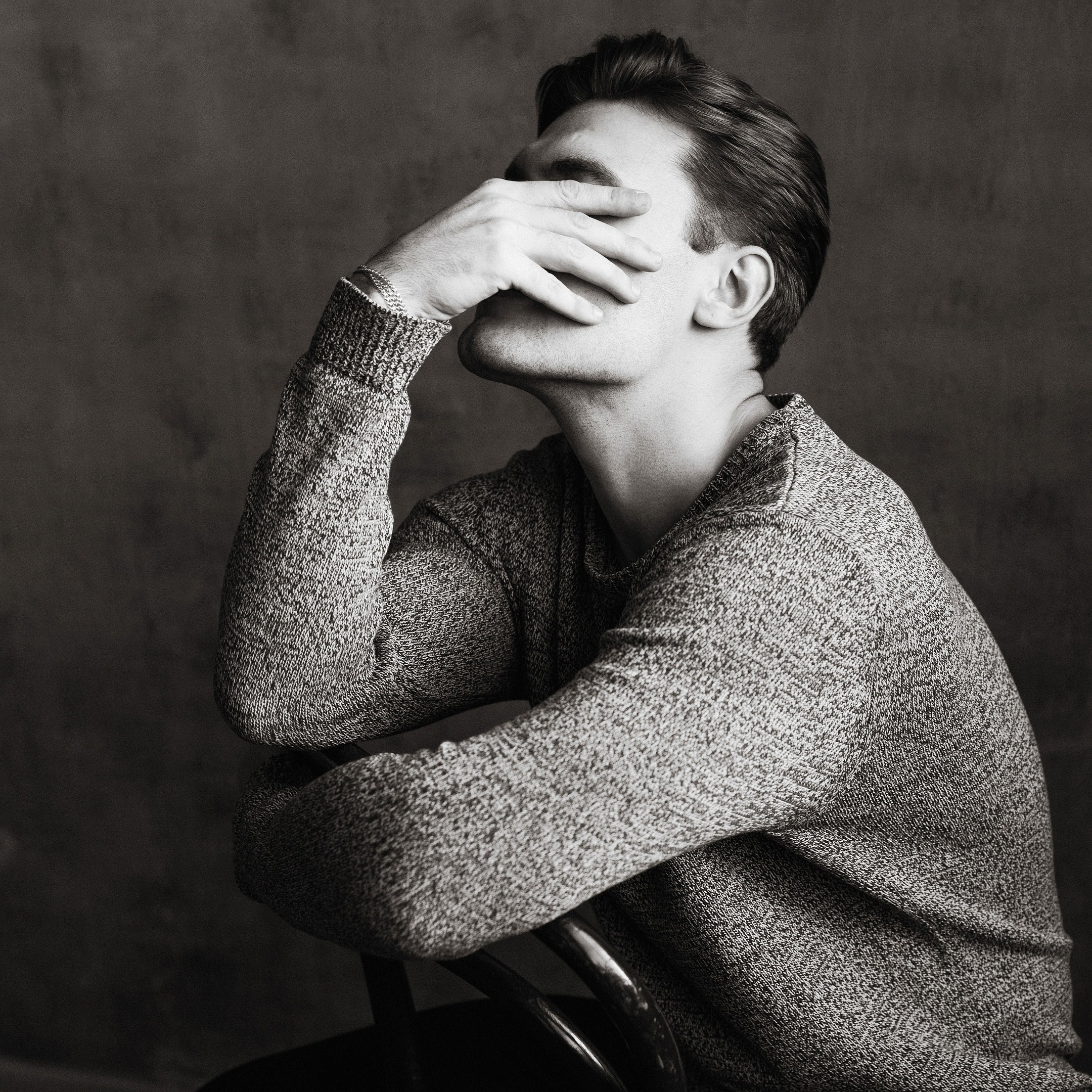 Мужская съемка. Оксана Волик фотограф в Архангельске. Аренда фотостудии White Studio