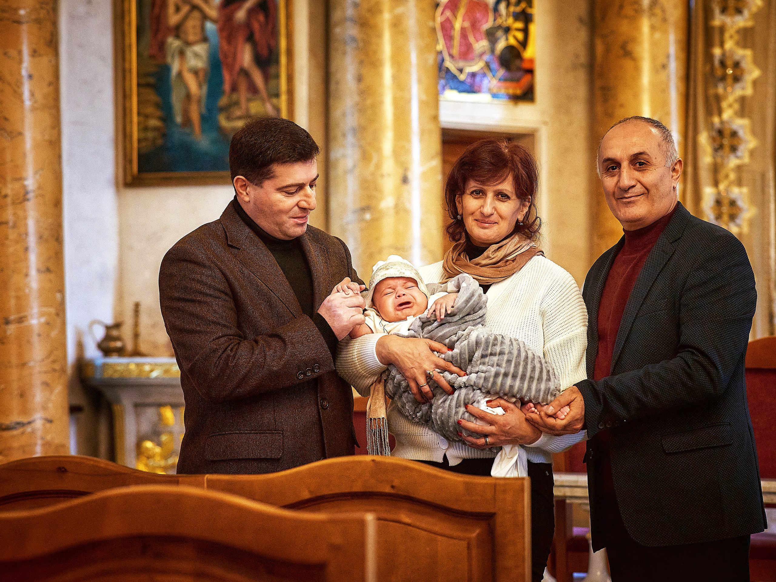 Крещение Марка | «Армянская апостольская церковь Святой Екатерины». Свадебный фотограф в Санкт-Петербурге Славин Денис