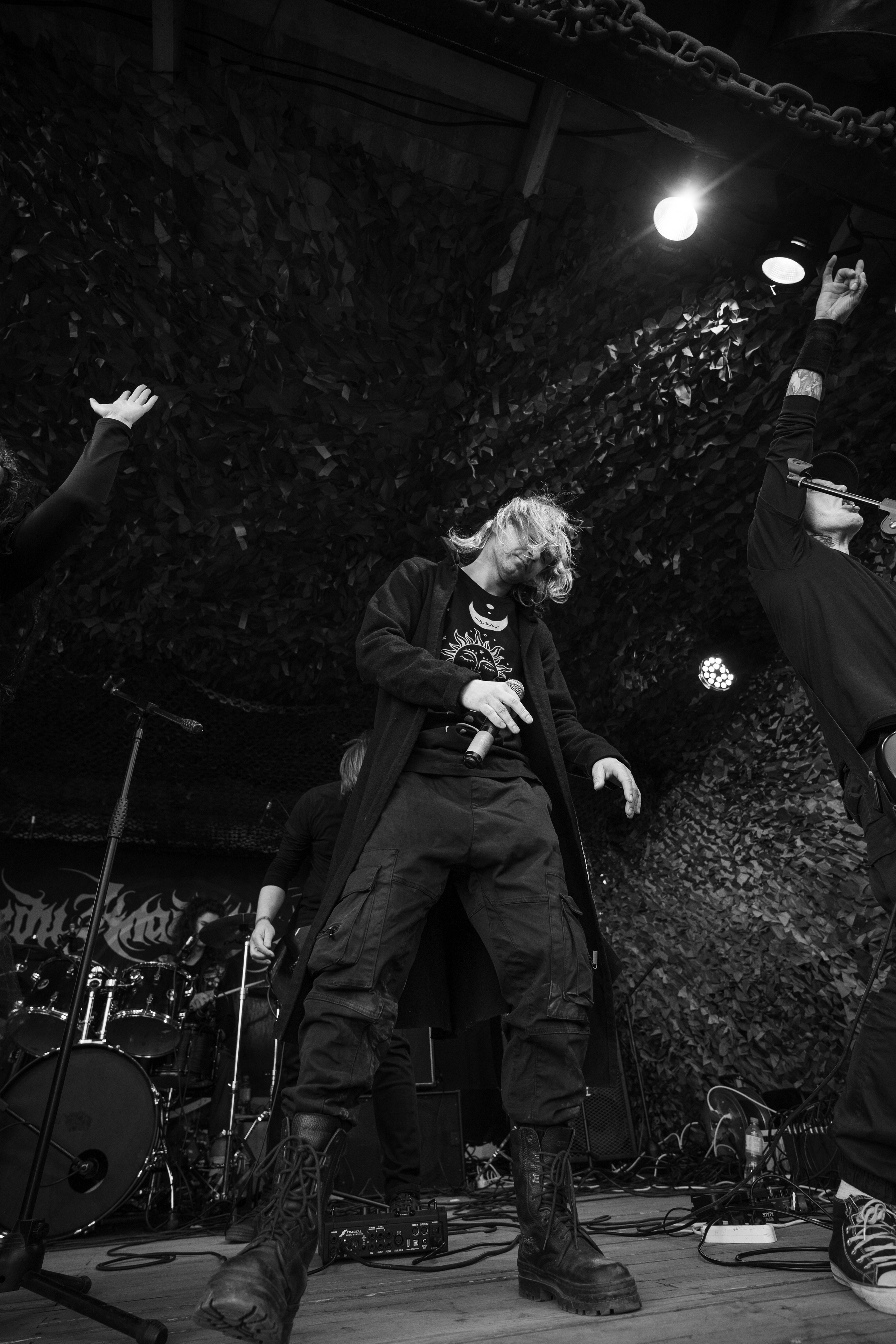 Фестиваль «ПОСРЕДИ КЛАДБИЩ И БОЛОТ»|Архангельск. Концертный и репортажный фотограф в Санкт-Петербурге Слава Пахомов