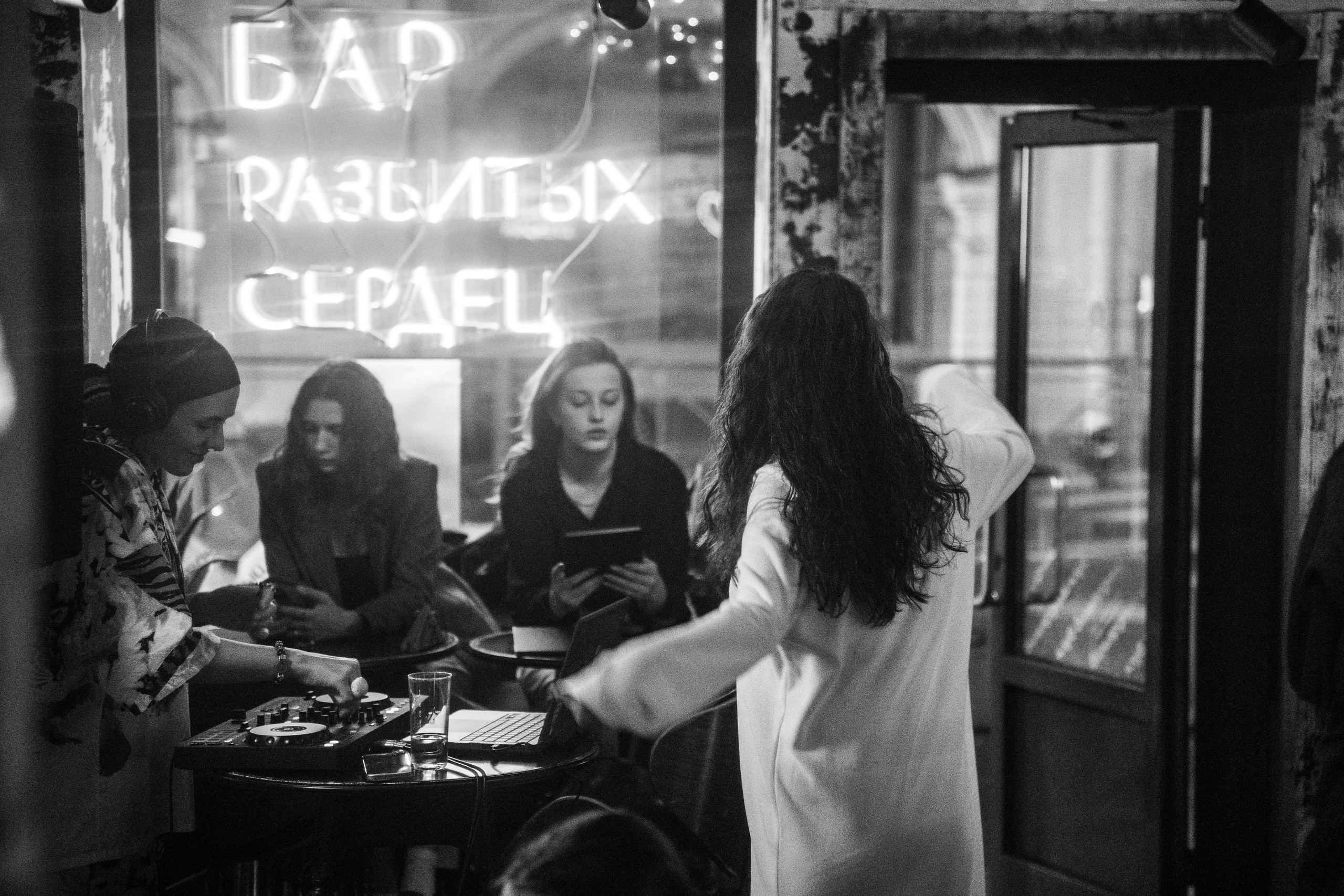 Бар разбитых сердец. Last summer party. Концертный и репортажный фотограф в Санкт-Петербурге Слава Пахомов