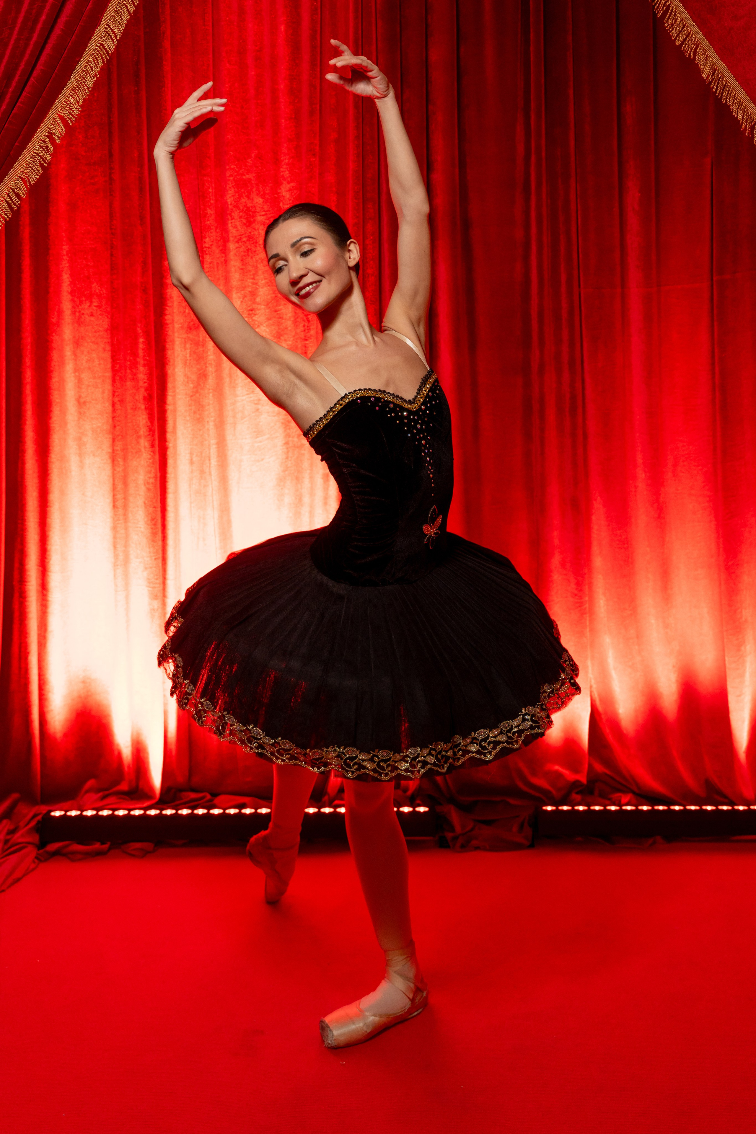 Pre party международного форма. Kirillova Studio — мастерская декора и событий Юли Кирилловой