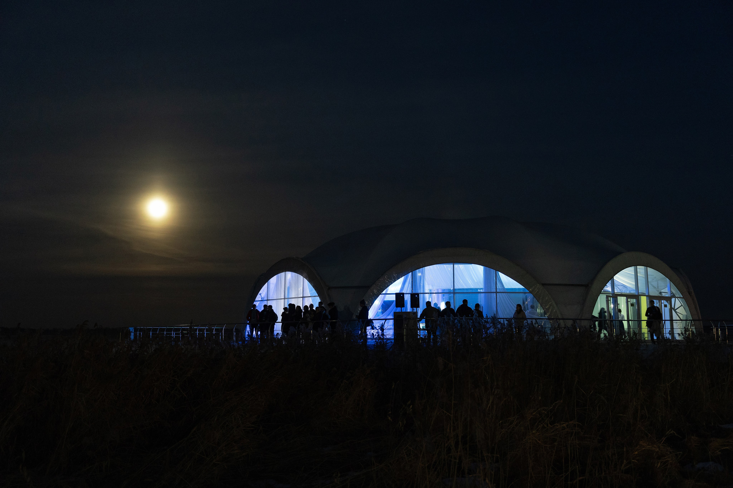 Посвящение «Газпромнефть-Тюмень». Свадебный фотограф Руслан Хасанов