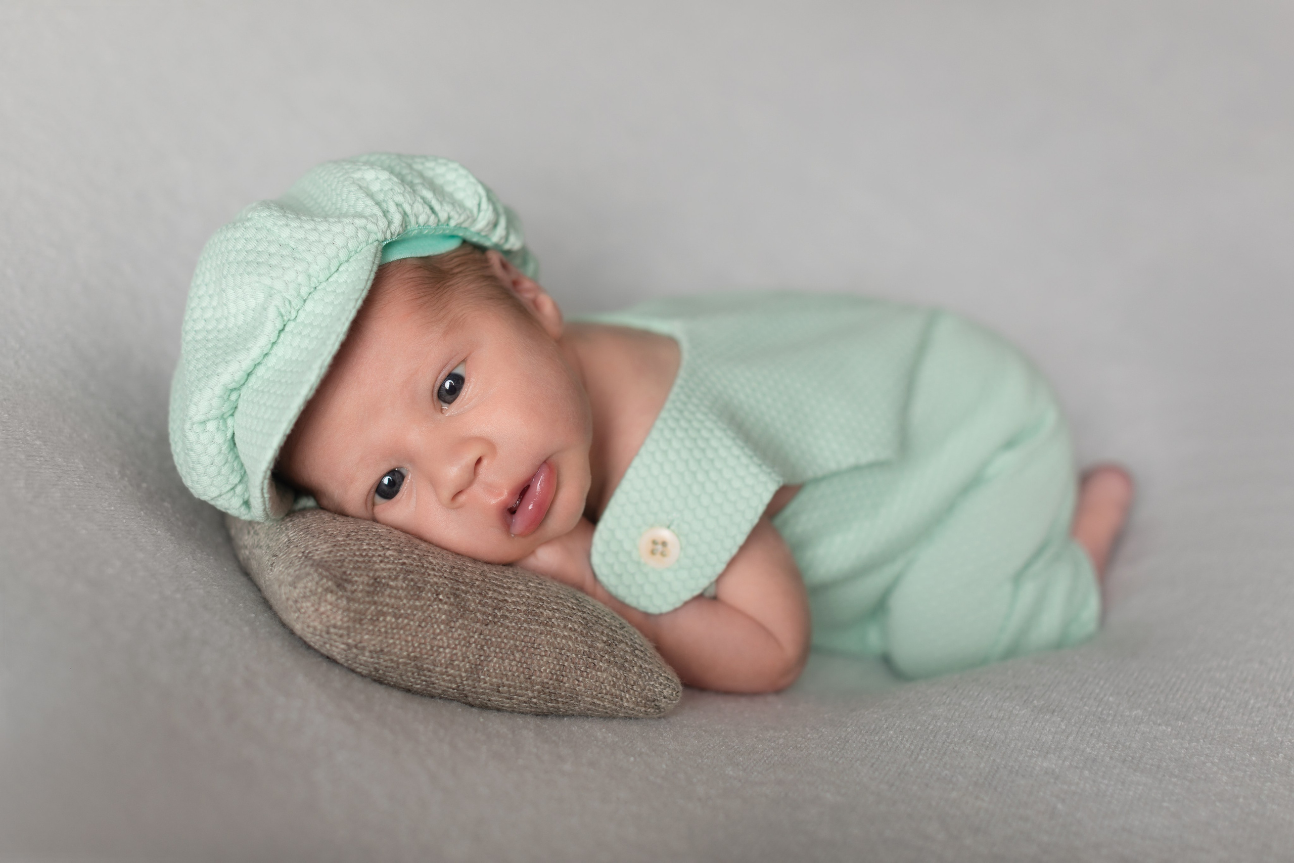 PH @bestmoments_newborn. Retoucher Aleksmokh