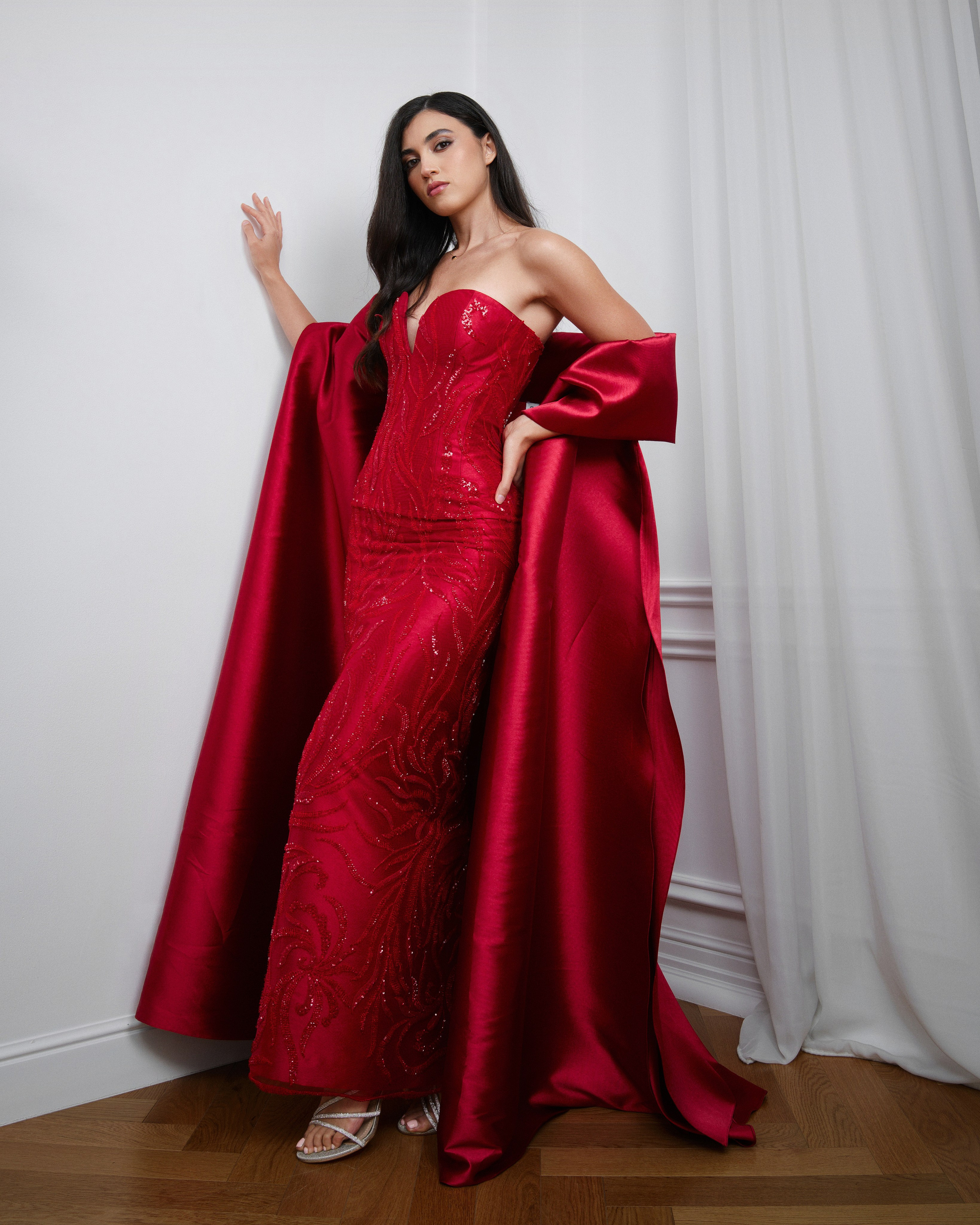 Brand Dress. NOIZOMAX Художественный фотограф в Дубай