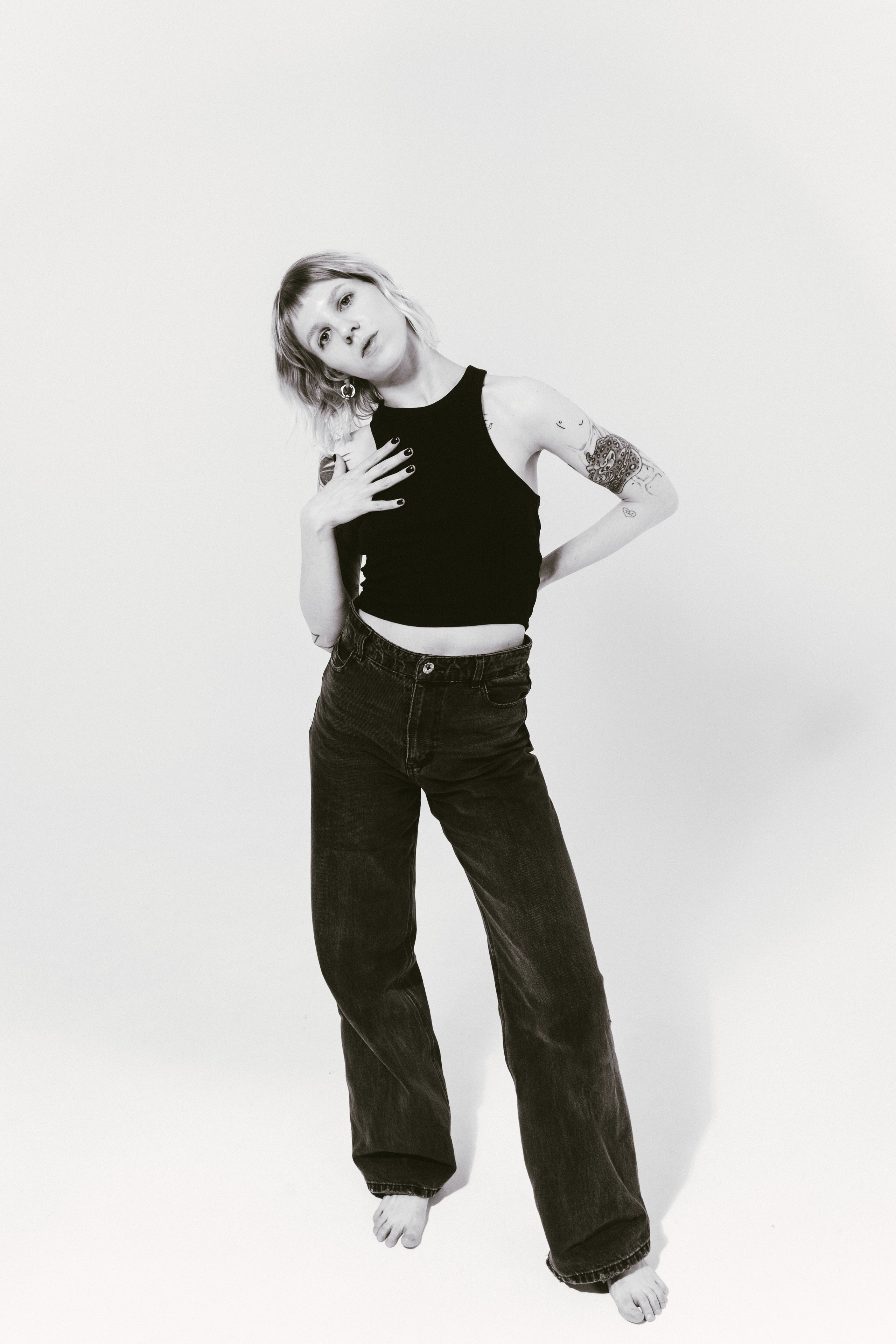 Ника. Студия