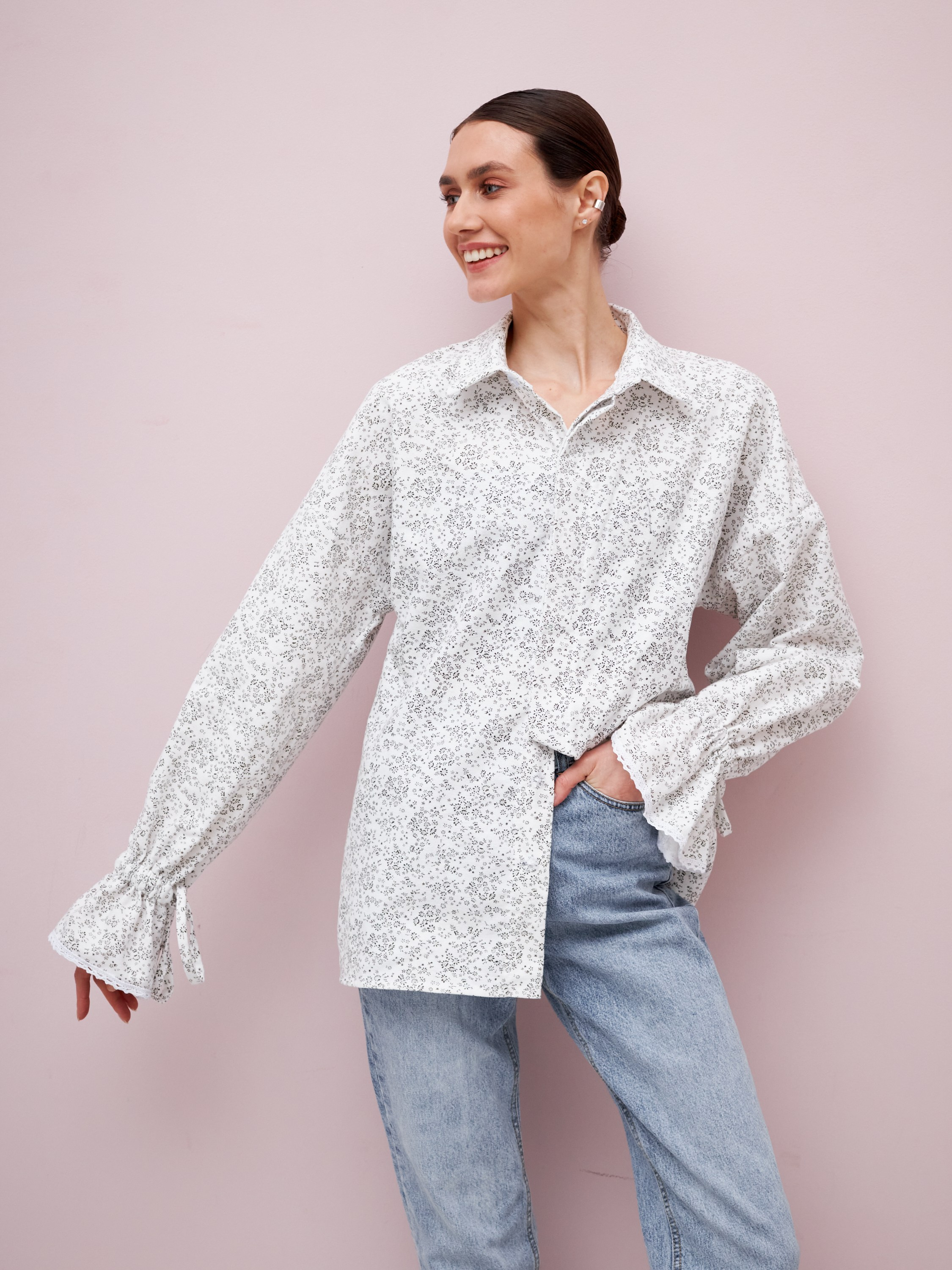 Фотосъемка рубашек Екатеринбург Wildberries ВБ Ozon Озон фотосессия одежды Екб заказать цена фотосъемка товара WB блузки карточки товара. Фотограф Екатеринбург Анастасия Жерновская | Маркетплейсы и нейрофото